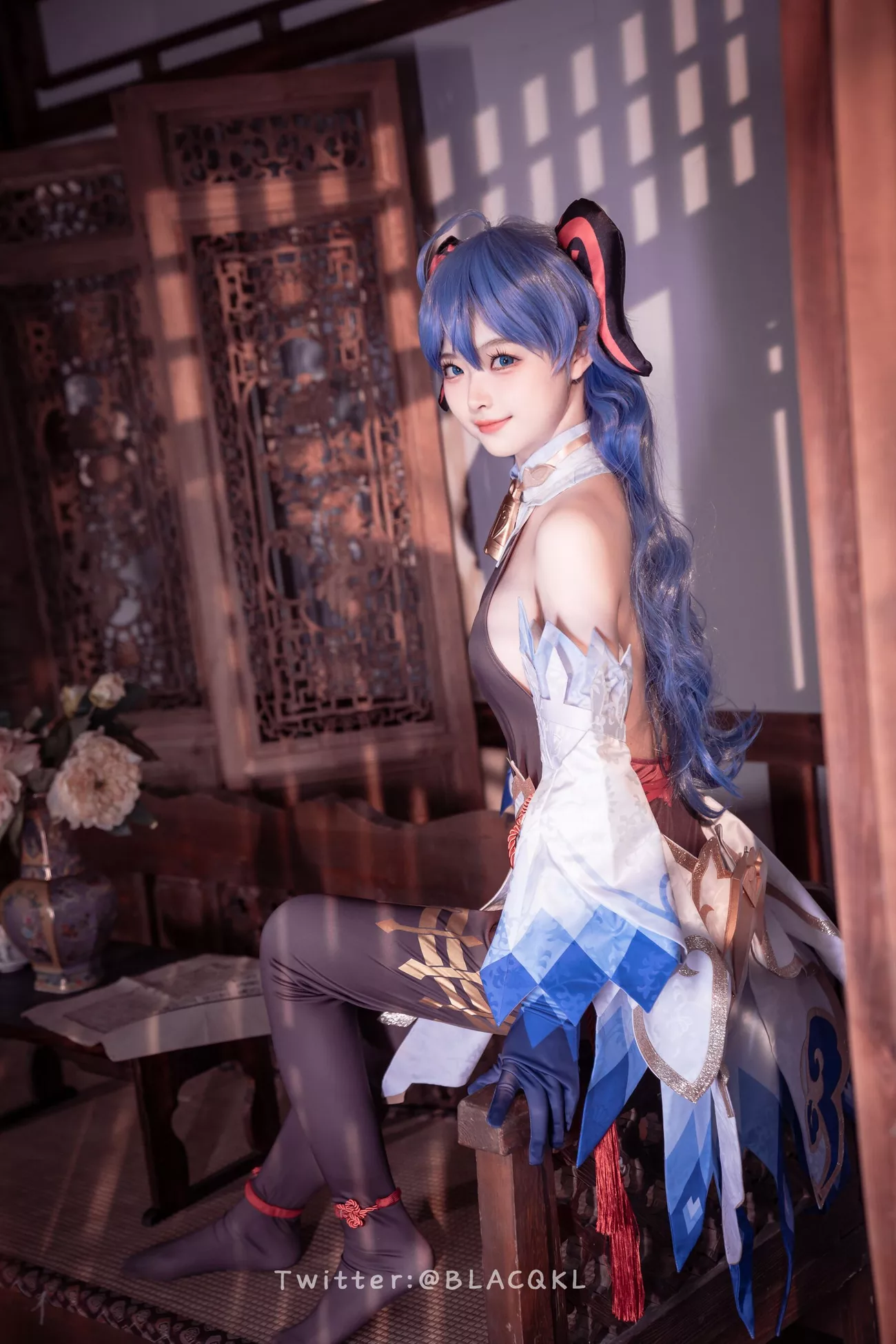 《 》 白莉爱吃巧克力 甘雨 高质影像组图
