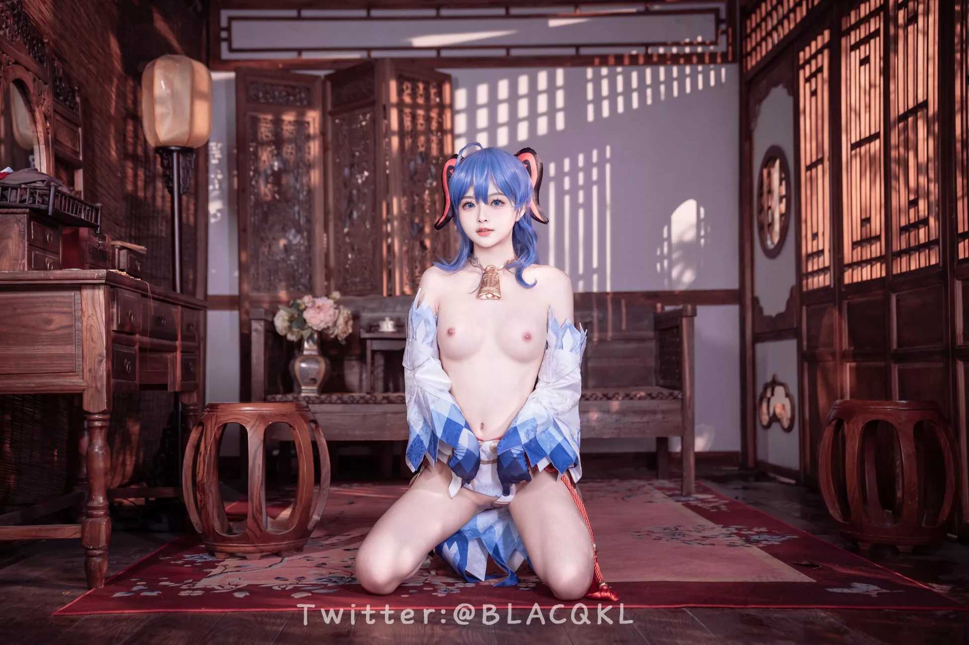 《 》 白莉爱吃巧克力 甘雨 高质影像组图