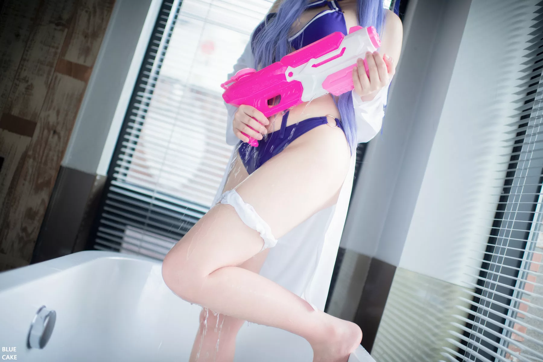 高丽丽人影像 No  蓝色蛋糕】 高丽辣模高品质影像像片 Pool Caitlyn No 【【BLUECAKE  Set.1(40P) Party