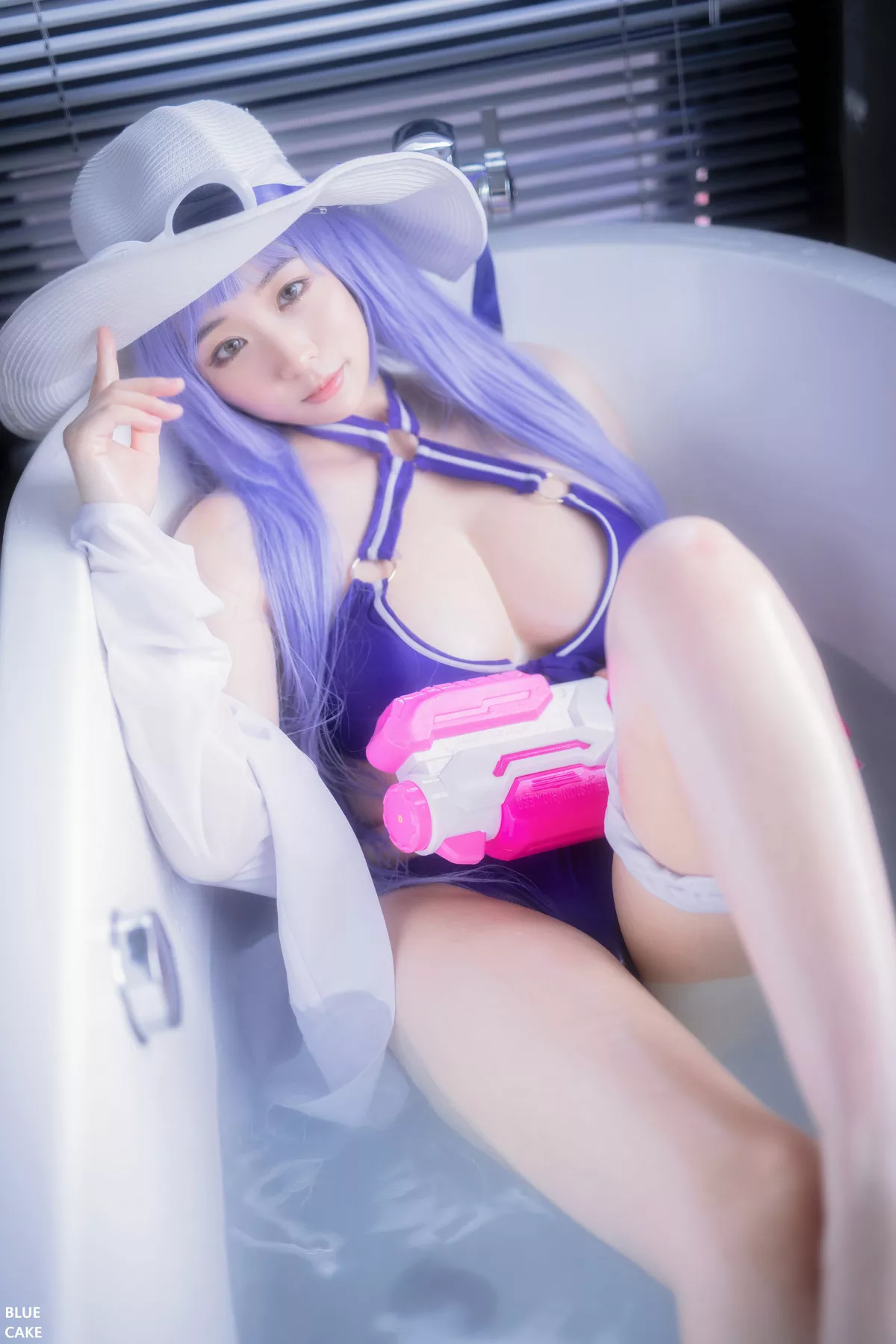 高丽丽人影像 No  蓝色蛋糕】 高丽辣模高品质影像像片 Pool Caitlyn No 【【BLUECAKE  Set.1(40P) Party