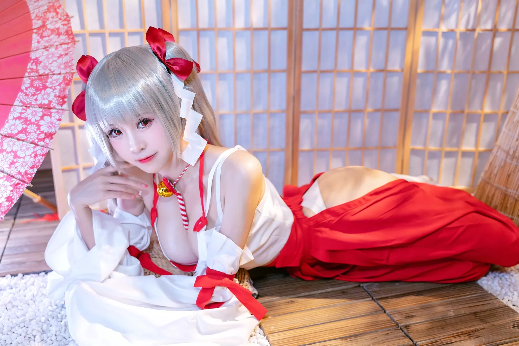 miko酱 风骚密拍 丽人Cosplay 可畏巫女