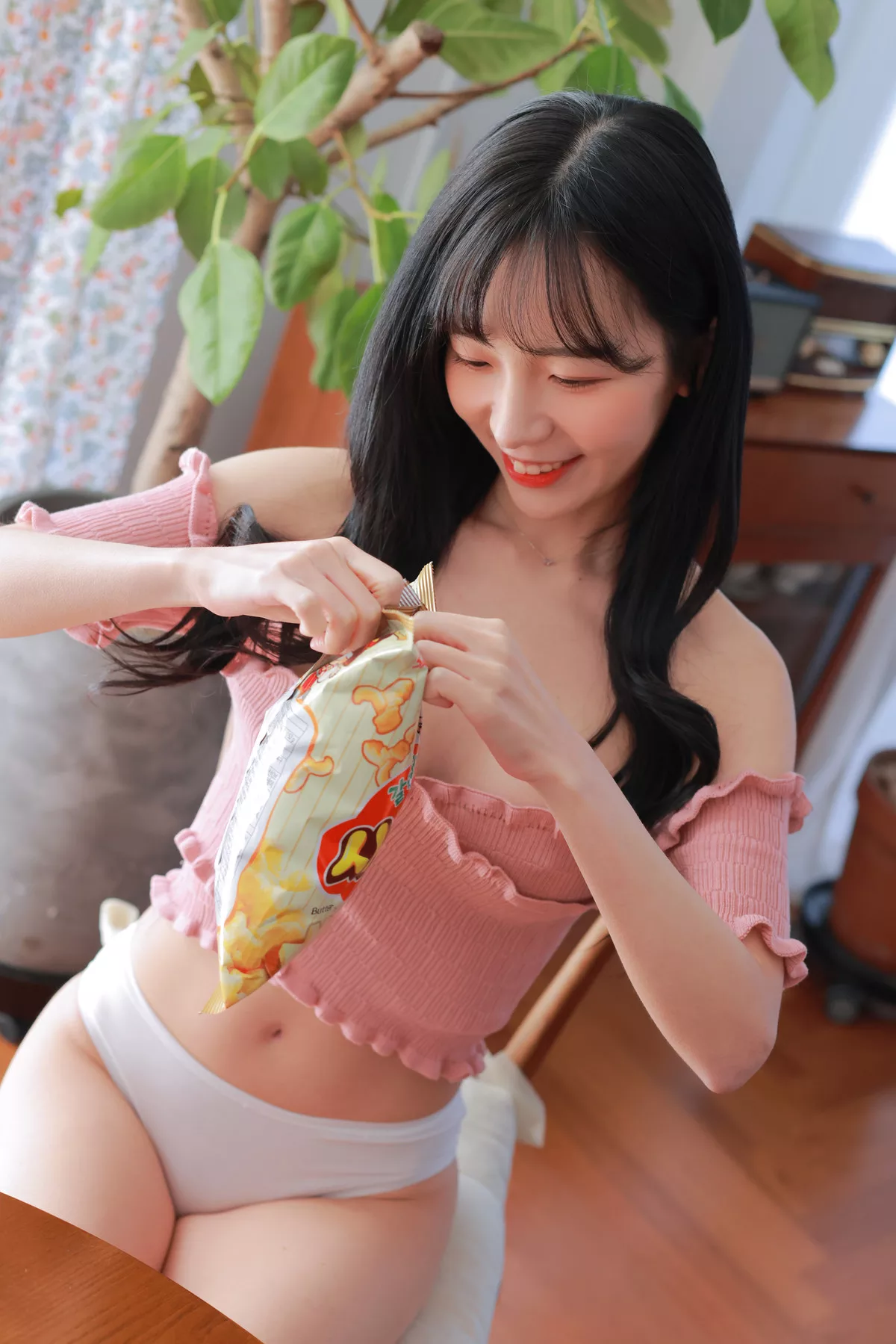高丽美模摄影】 全集修正 Leeesovely【Patreon  派特隆】 Housekeeper