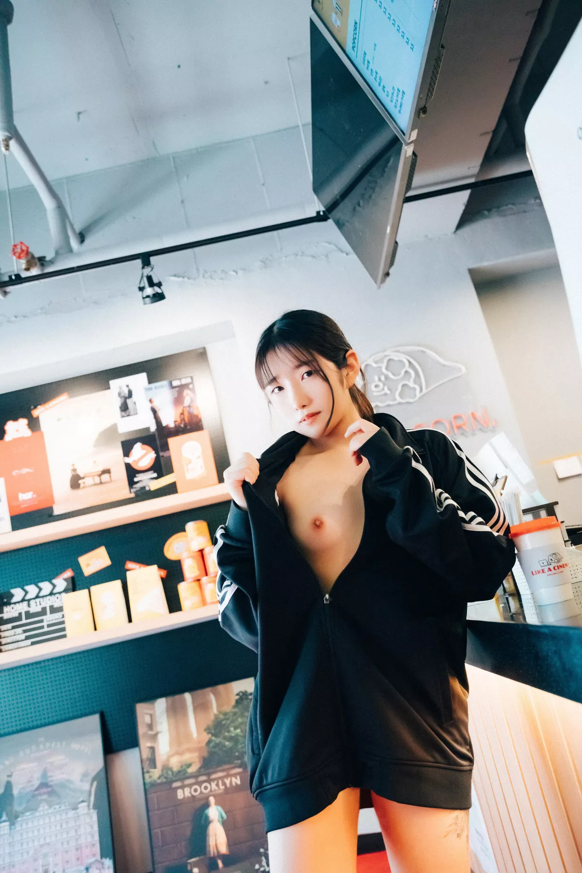 淫惰姑娘 高丽女神摄影 全集修正  Cinema S.Ver) Girl Sonson 】 【Loozy ( 高丽女神摄影