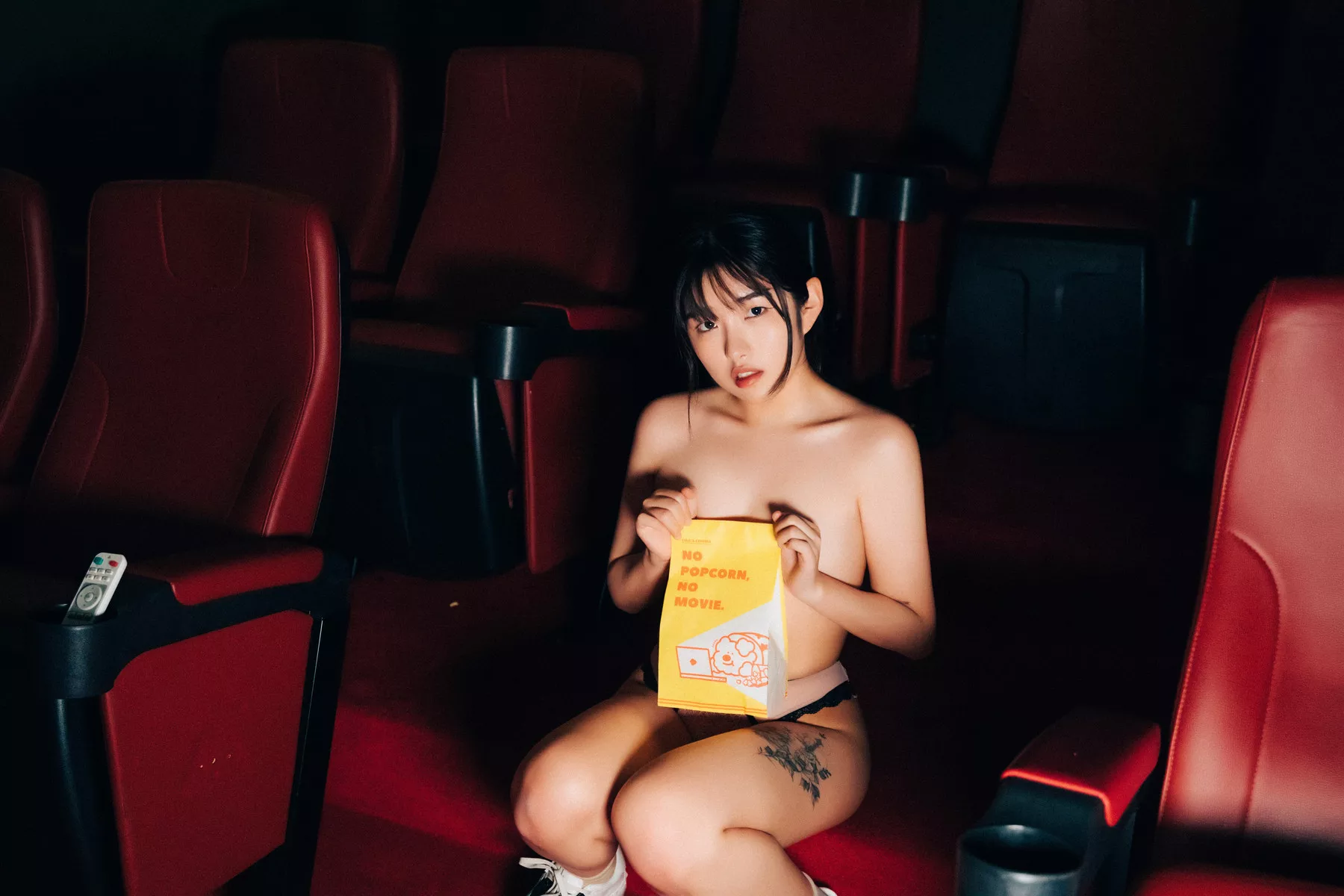淫惰姑娘 高丽女神摄影 全集修正  Cinema S.Ver) Girl Sonson 】 【Loozy ( 高丽女神摄影