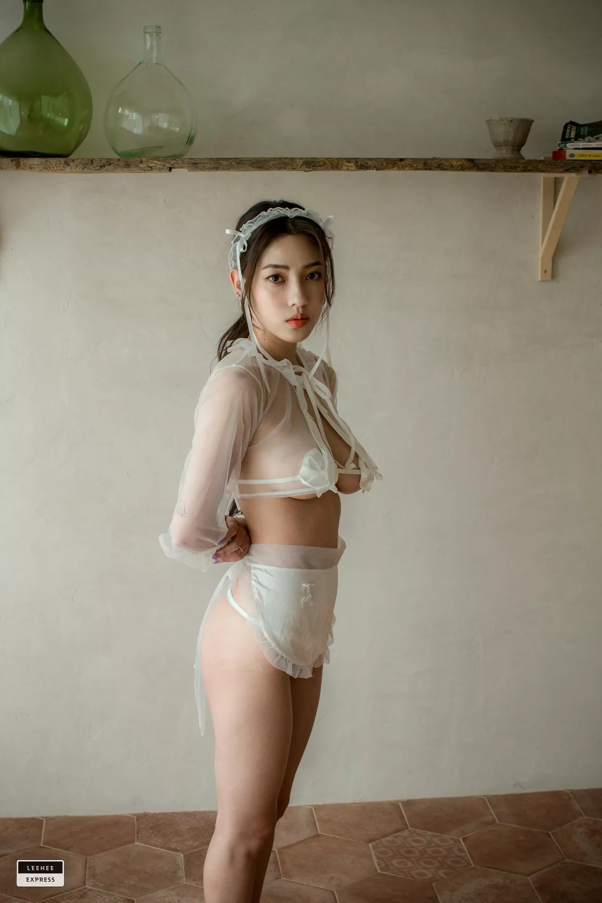 G.su  LERB EXPRESS 【LEEHEE 高品质高丽嫩模艺术图组图】 利熙快运 047A(50P) 高丽女神艺术图