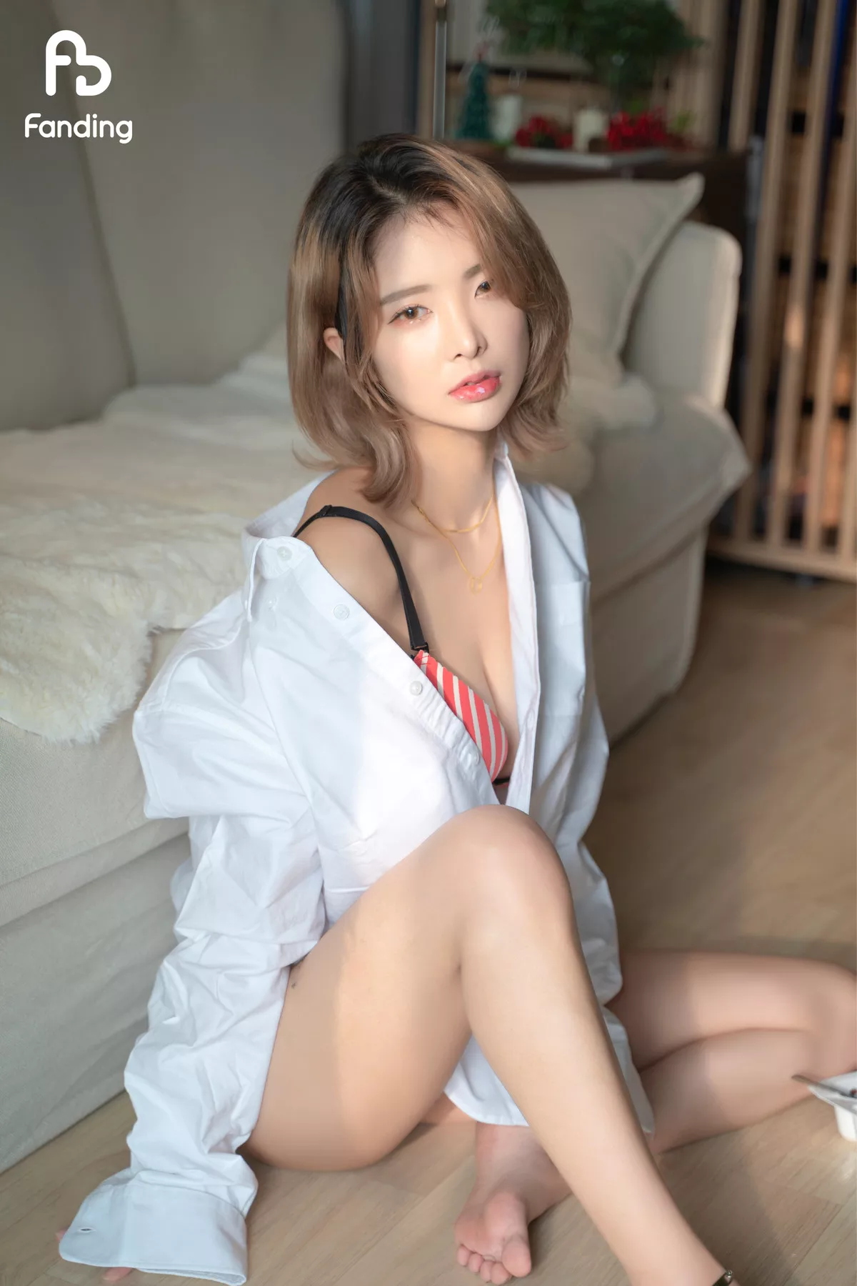 Yeon【FANDING】  天仙高丽女神优秀写真 Girlfriend(41P)