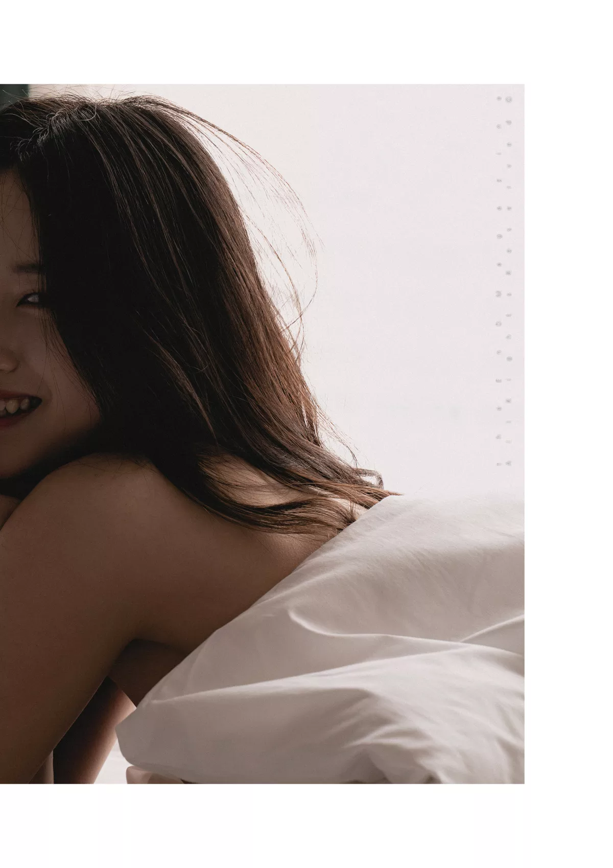 “Bright KangTheEnDMagazine You” with  Moments ER 全集修正