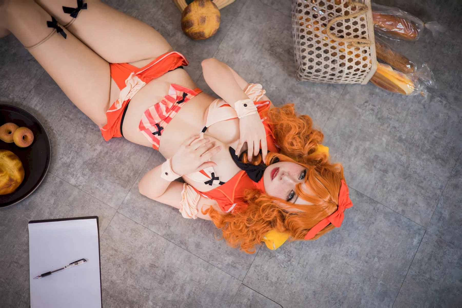 尤物Cosplay 妩媚私拍 贞子蜜桃 汉堡店员