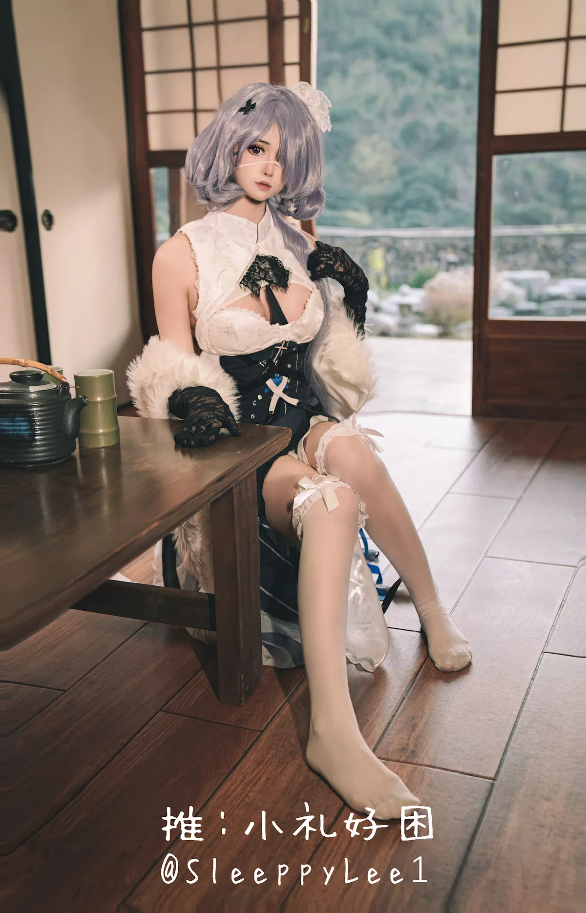 尤物Cosplay 小礼好困 着迷私拍 SleeppyLee1 Whisperain 絮语