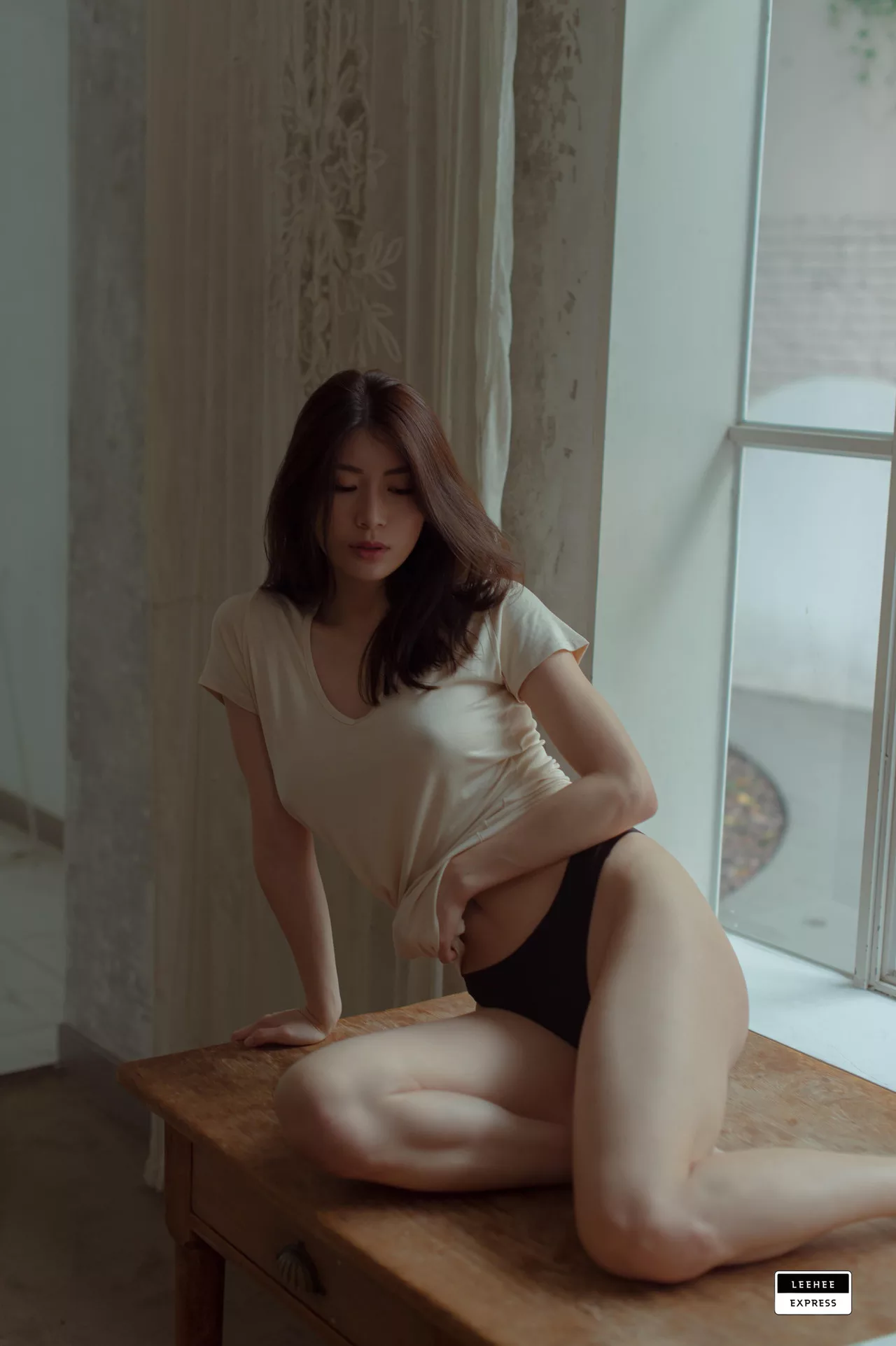 EXPRESS 059A(51P) LEHF 利熙快运 高丽佳人写真 高精细高丽靓模写真套图】 Min.E【LEEHEE
