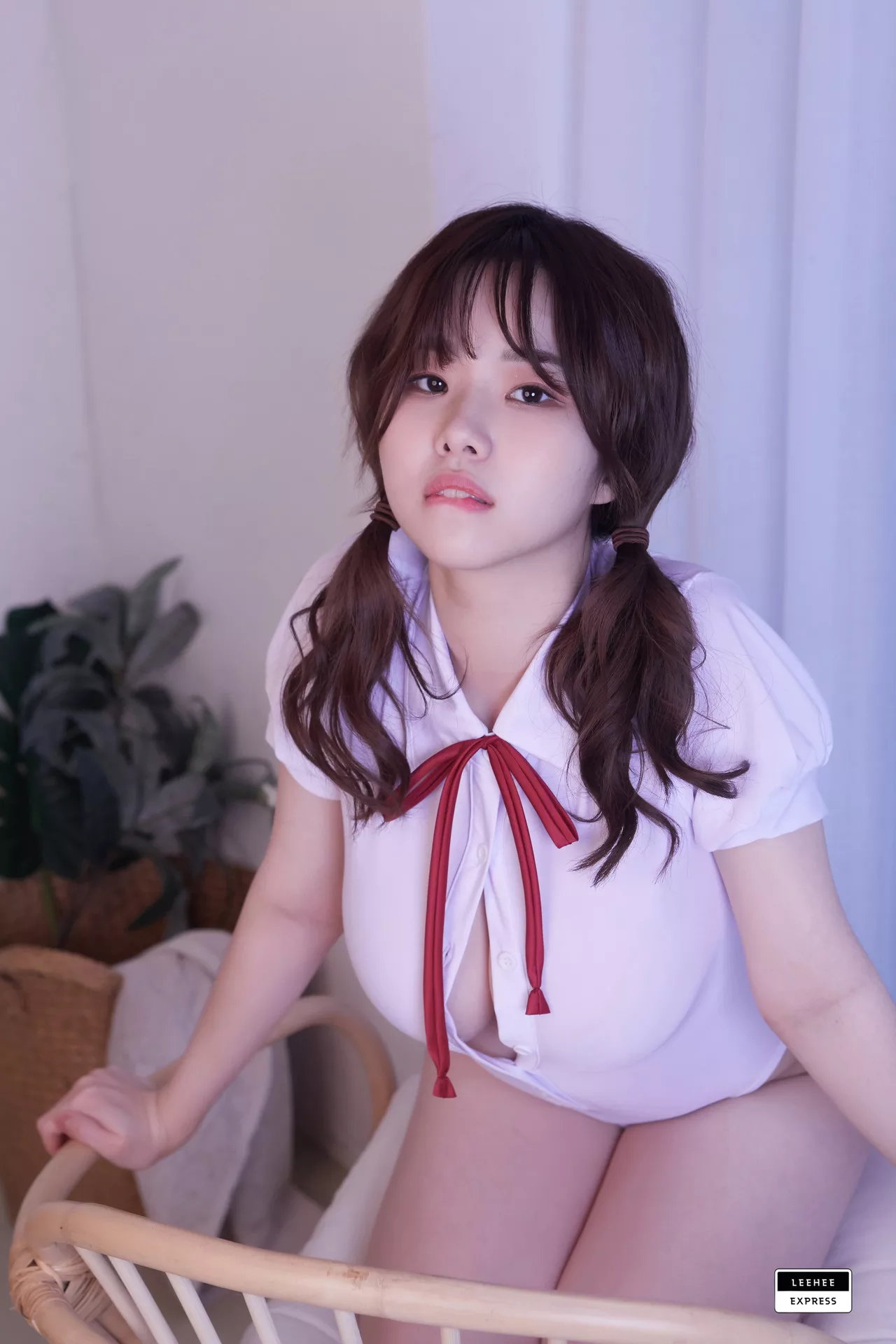 利熙快运  【LEEHEE LEHF Merry 092(43P) 优秀高丽艳模艺术图美图】 EXPRESS 高丽佳人艺术图