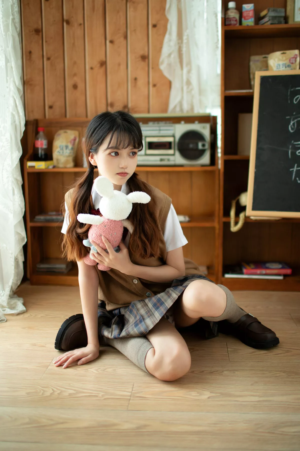 尤物Cosplay 劳小白 校服JK 妩媚私摄