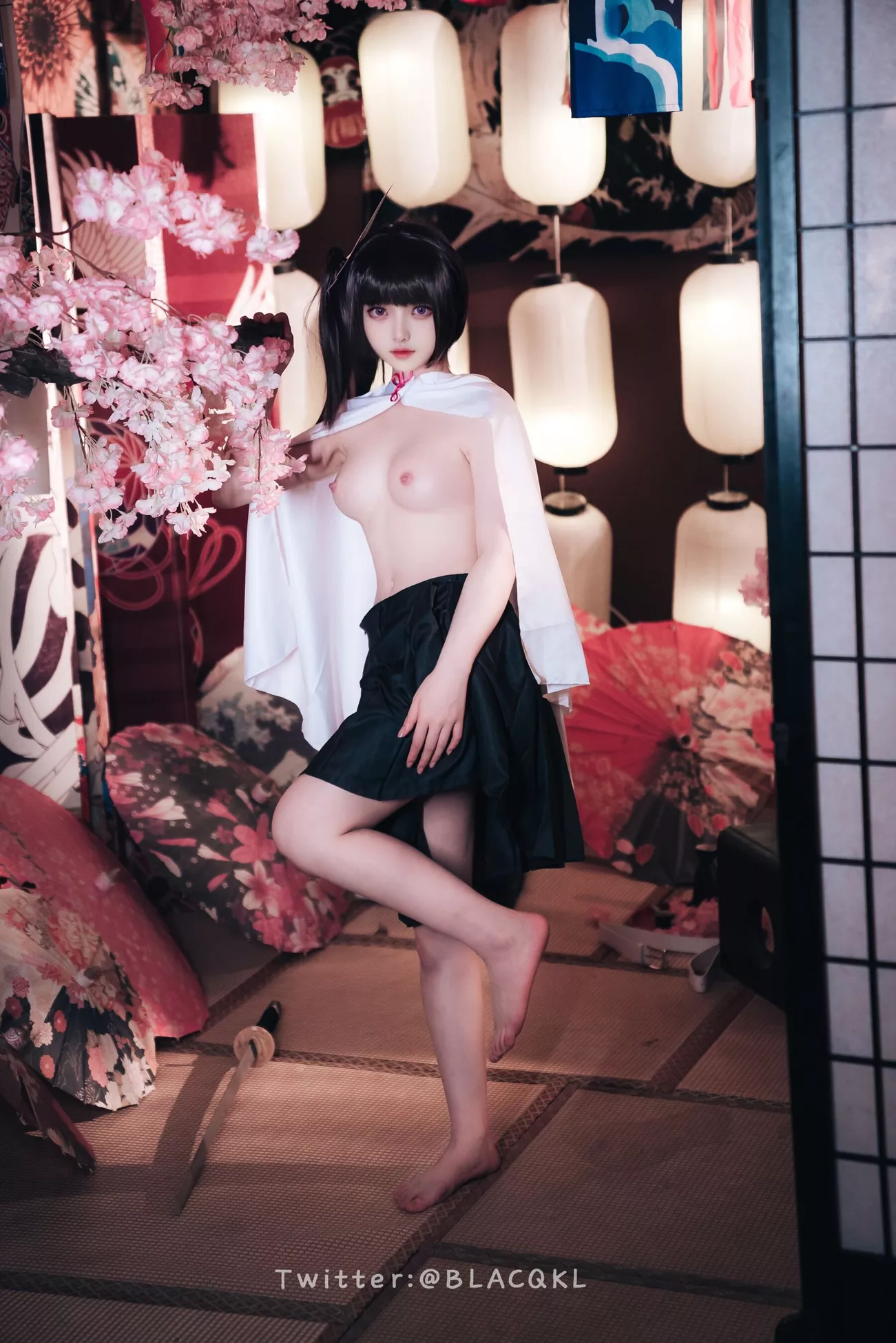 高品质写真套图 白莉爱吃巧克力 《香奈乎》