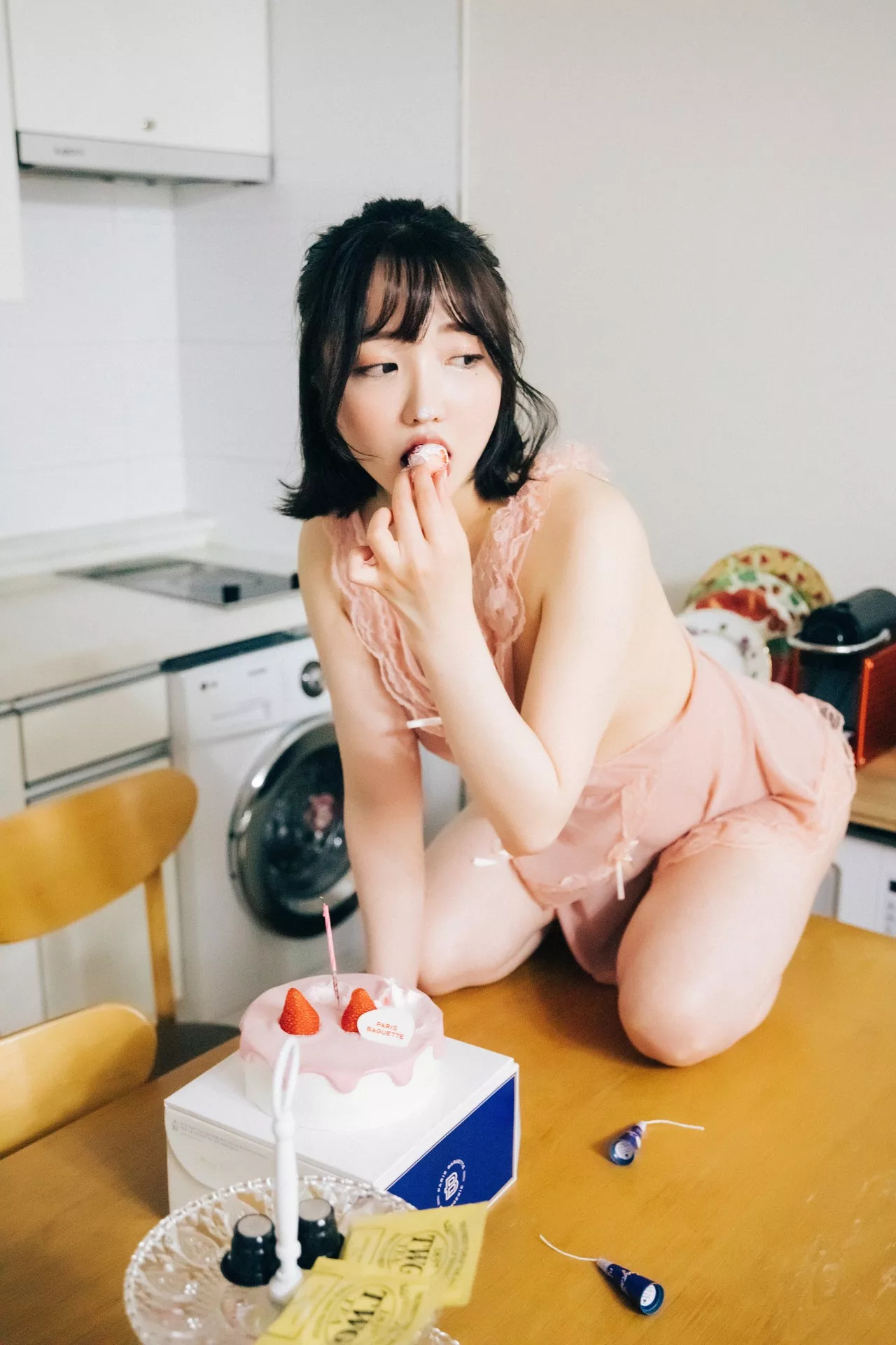 ( 高丽佳人摄影 】 Birthday Yeeun【Loozy Happy Son 淫惰姑娘 Set.2(87P) 高丽佳人摄影 S.Ver)