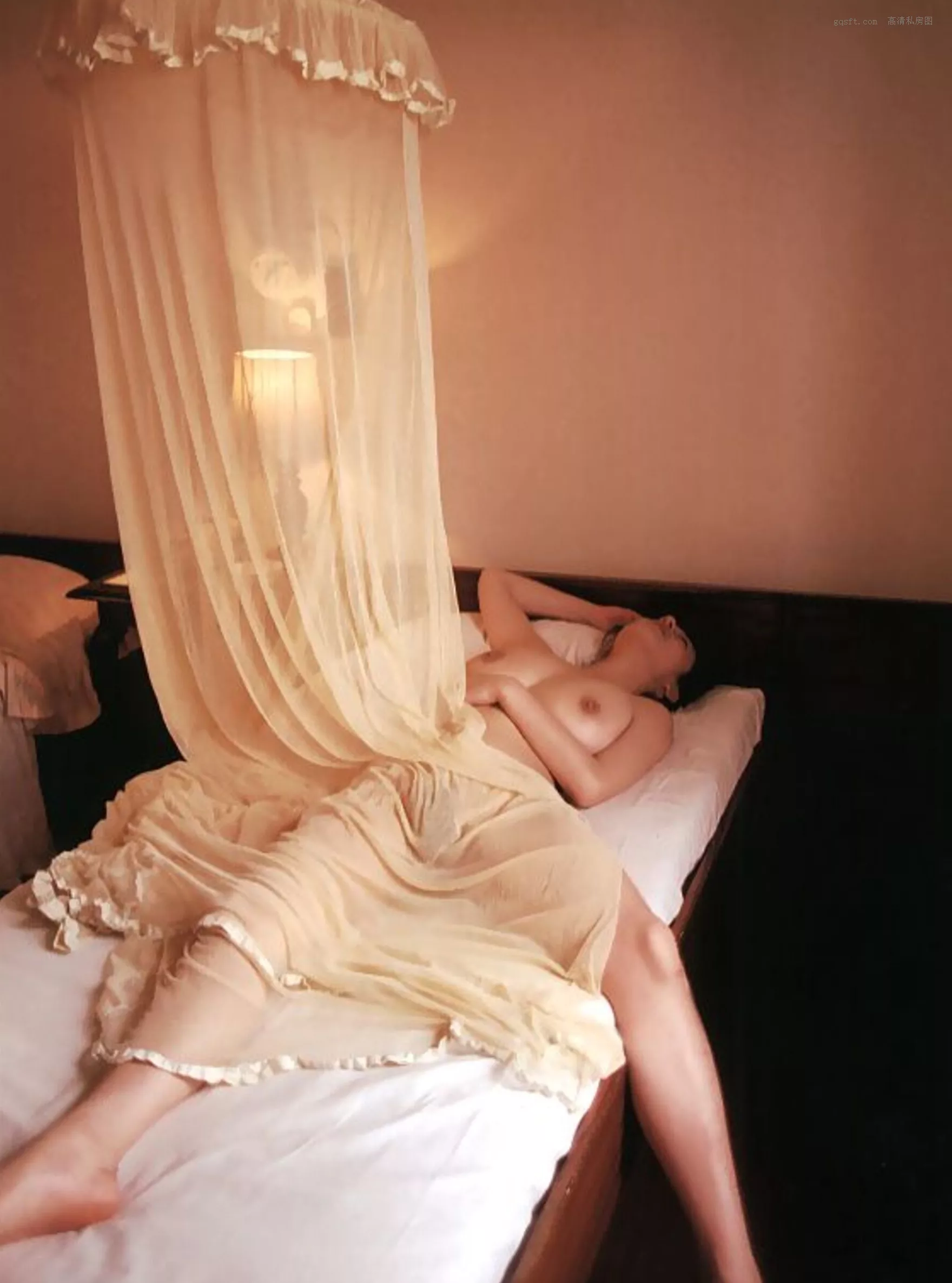 精选 日本 1990.5 青山知可子《热�⌒云�候》 优质艺术写真 尤物