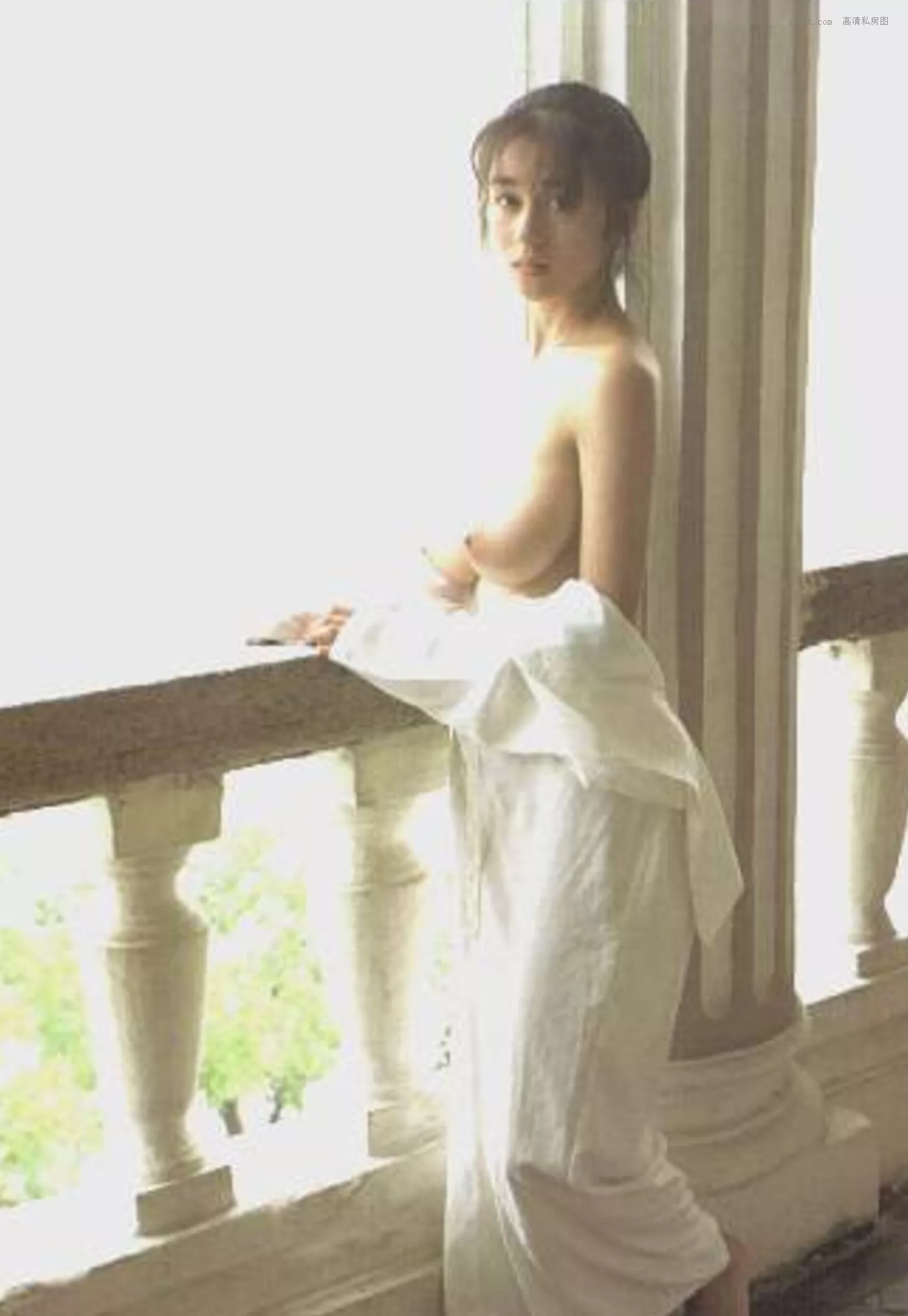 精选 日本 1990.5 青山知可子《热�⌒云�候》 优质艺术写真 尤物