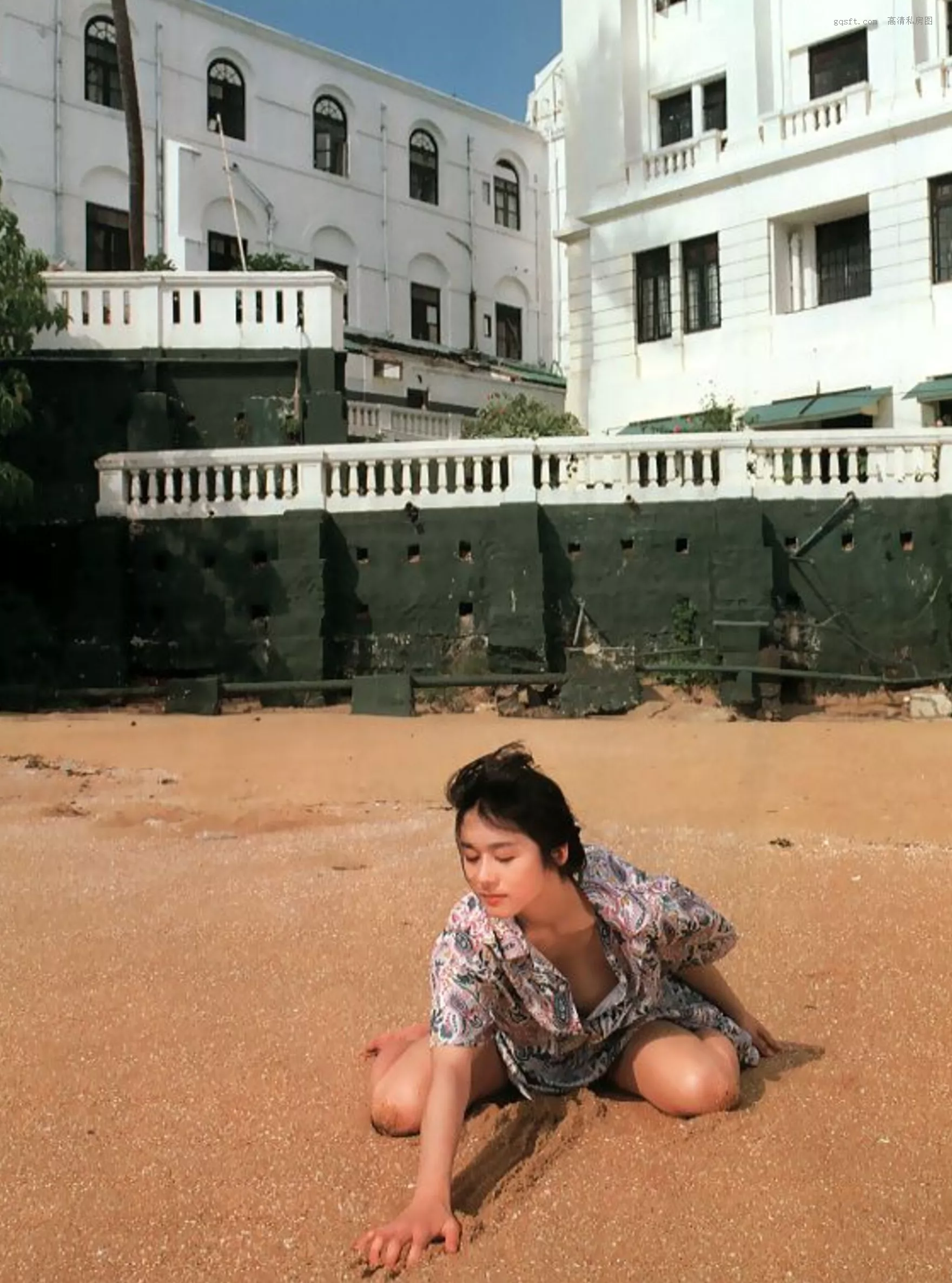 精选 日本 1990.5 青山知可子《热�⌒云�候》 优质艺术写真 尤物