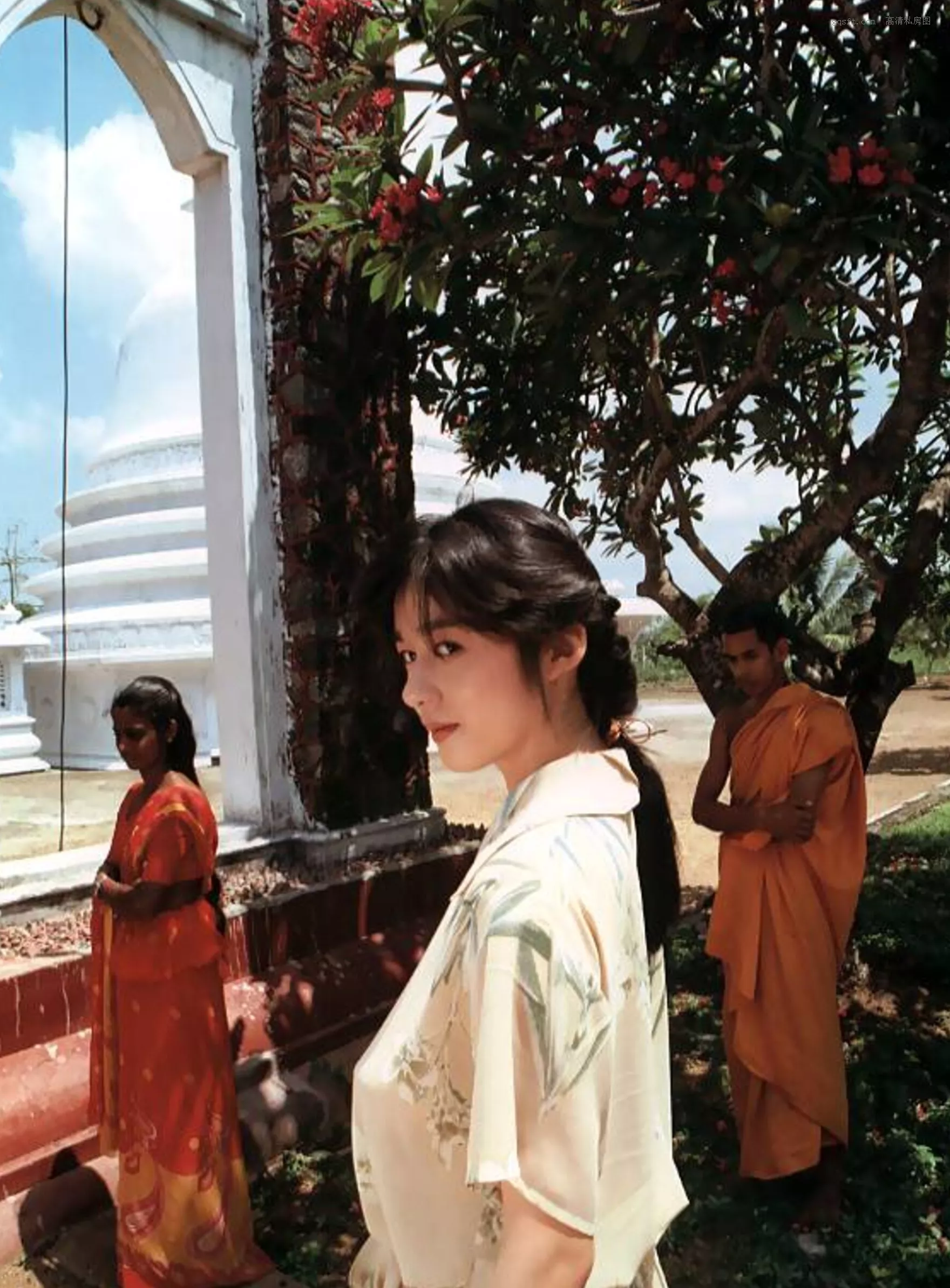 精选 日本 1990.5 青山知可子《热�⌒云�候》 优质艺术写真 尤物