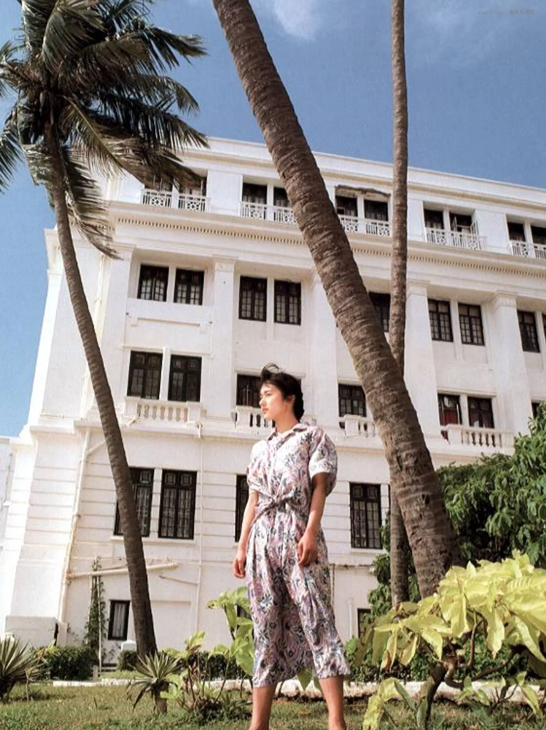 精选 日本 1990.5 青山知可子《热�⌒云�候》 优质艺术写真 尤物