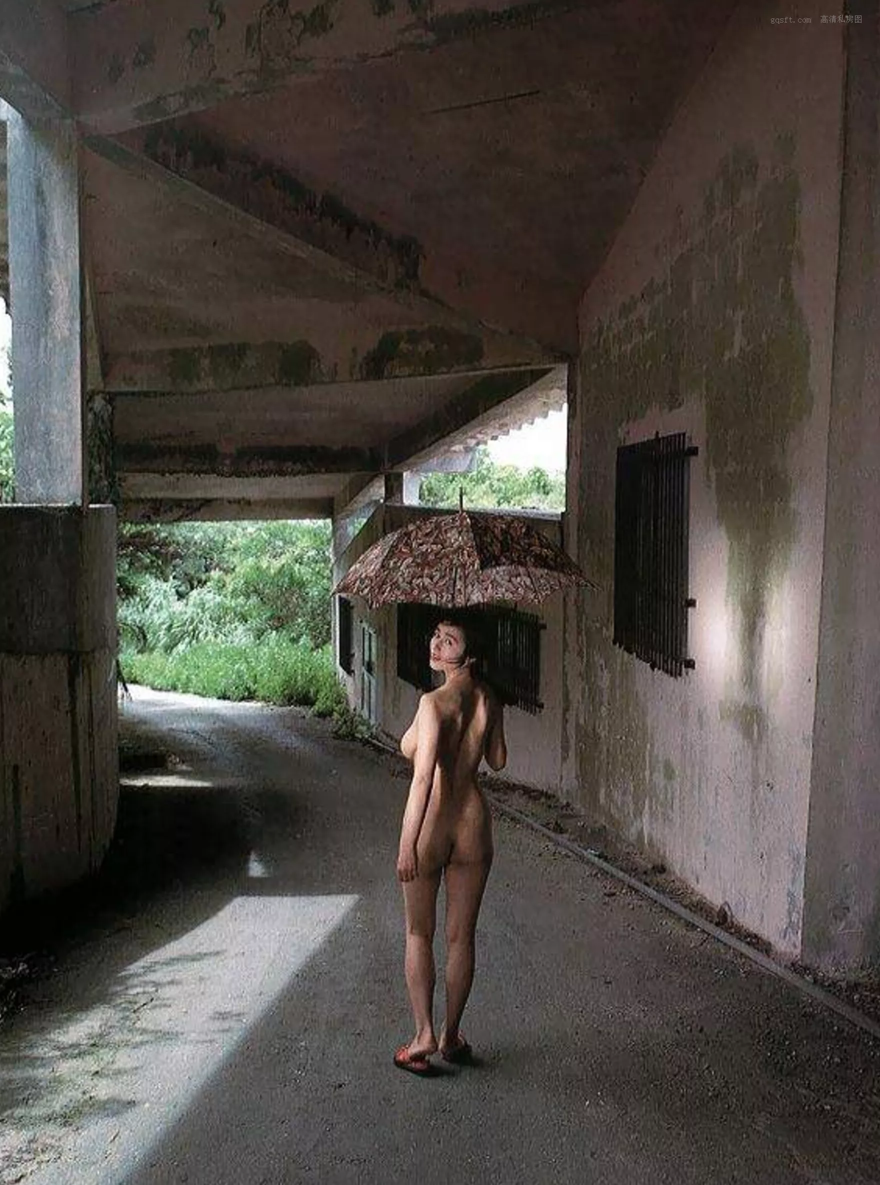 精选 日本 1990.5 青山知可子《热�⌒云�候》 优质艺术写真 尤物