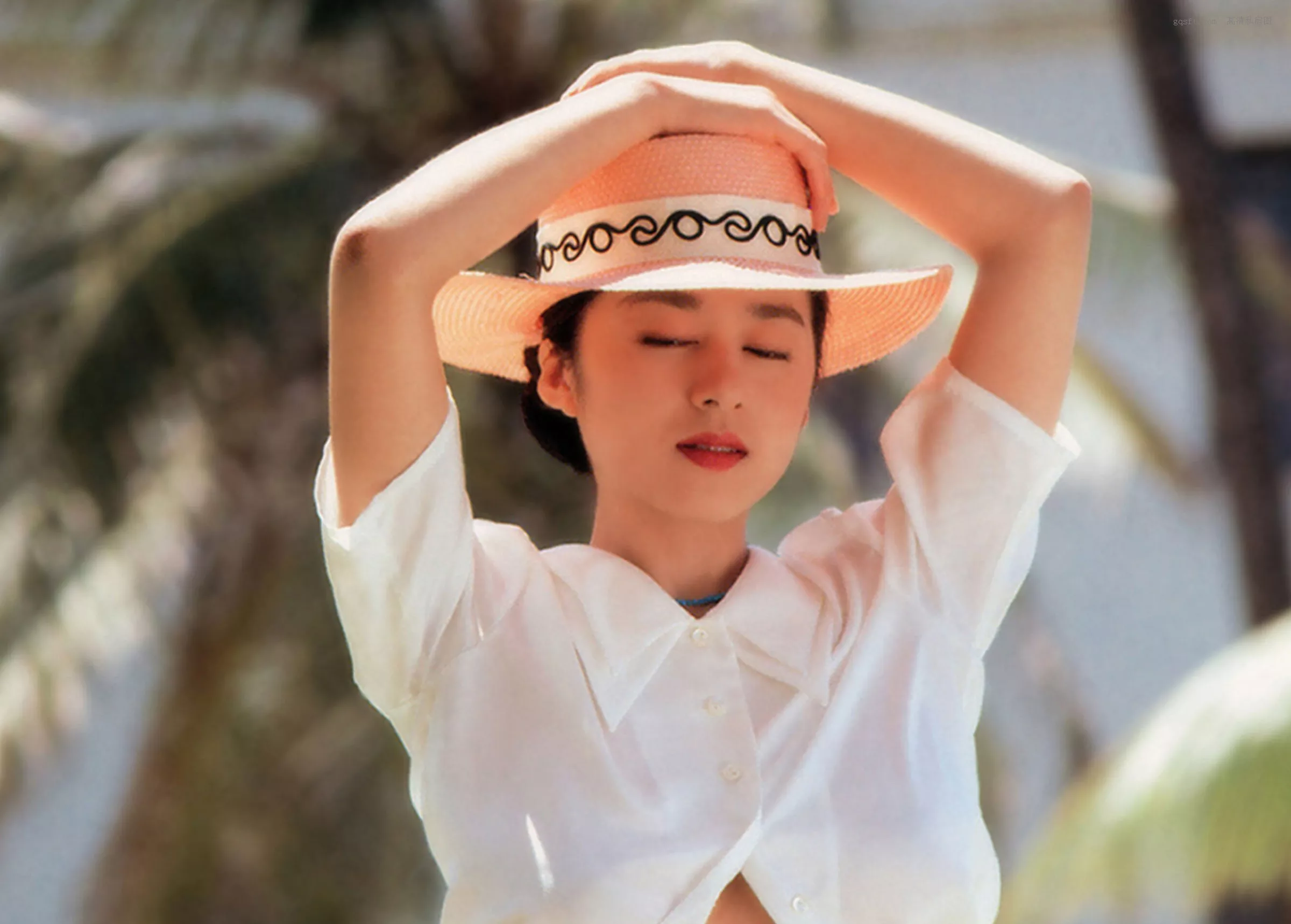 精选 日本 1990.5 青山知可子《热�⌒云�候》 优质艺术写真 尤物