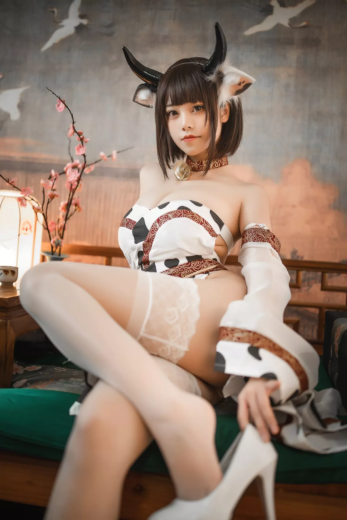 蜜汁猫裘 奶牛  美女Cosplay 撩人私拍