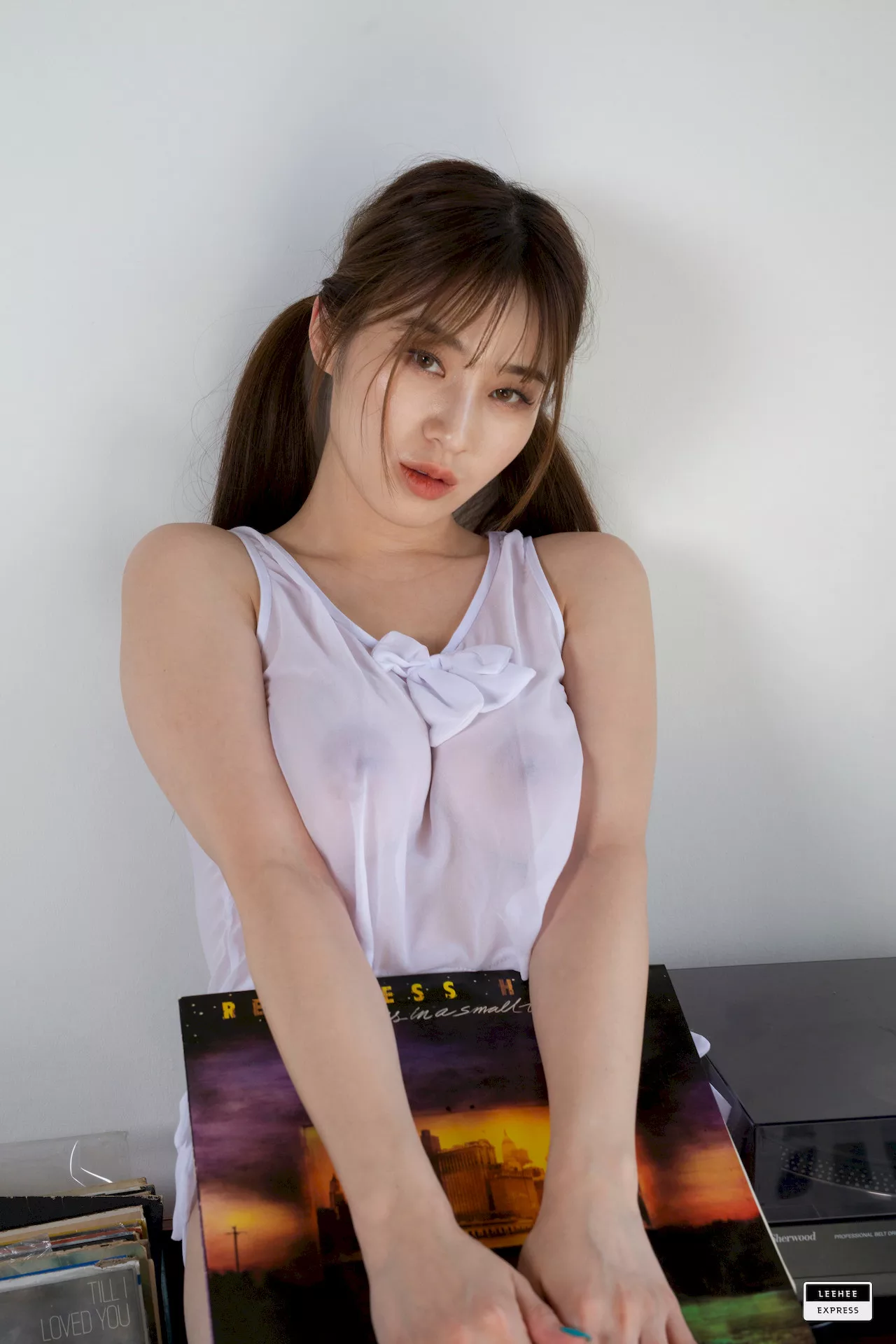 Dec20(54P) Hyeon【LEEHEE 优质高丽艳模影像美图】 Kim Woo 利熙快运 LEHC  EXPRESS 高丽女神影像