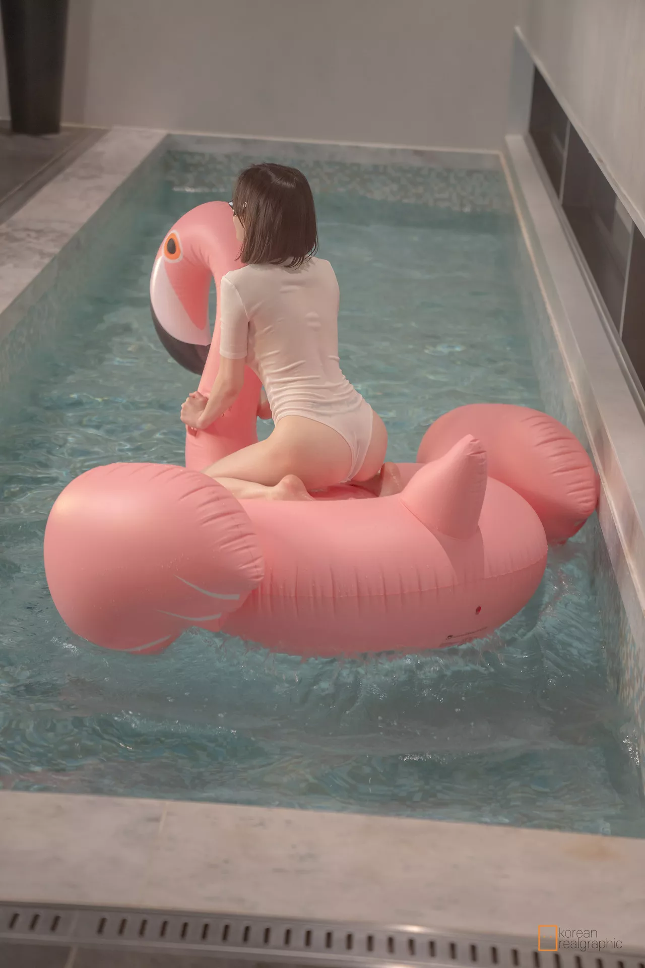 No.54 【Korean Realgraphic  Swim(30P) Cool 高丽佳人写真 真实珍贝】