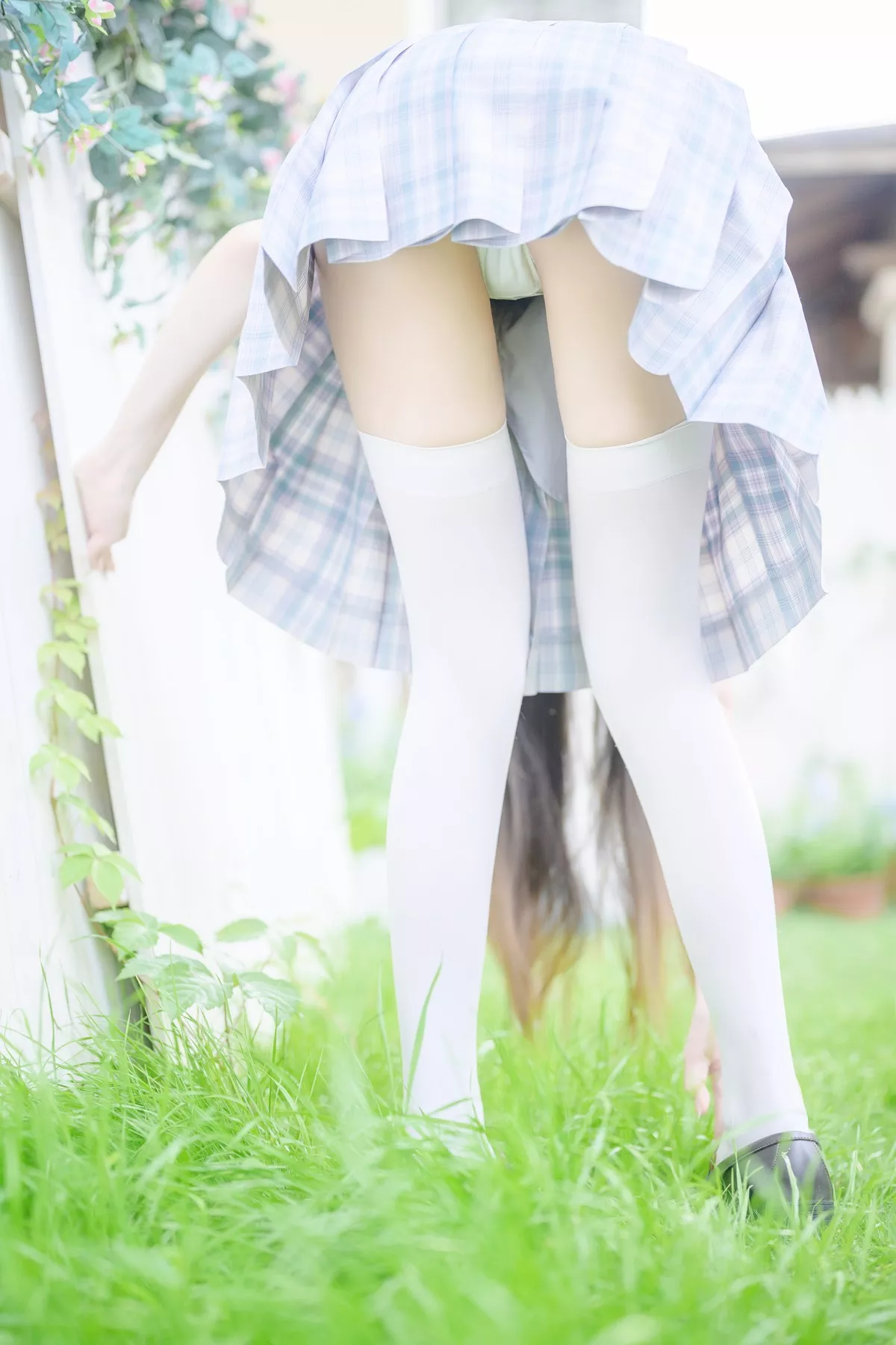 阳光庭院工作装 美女Cosplay 露露 香草喵