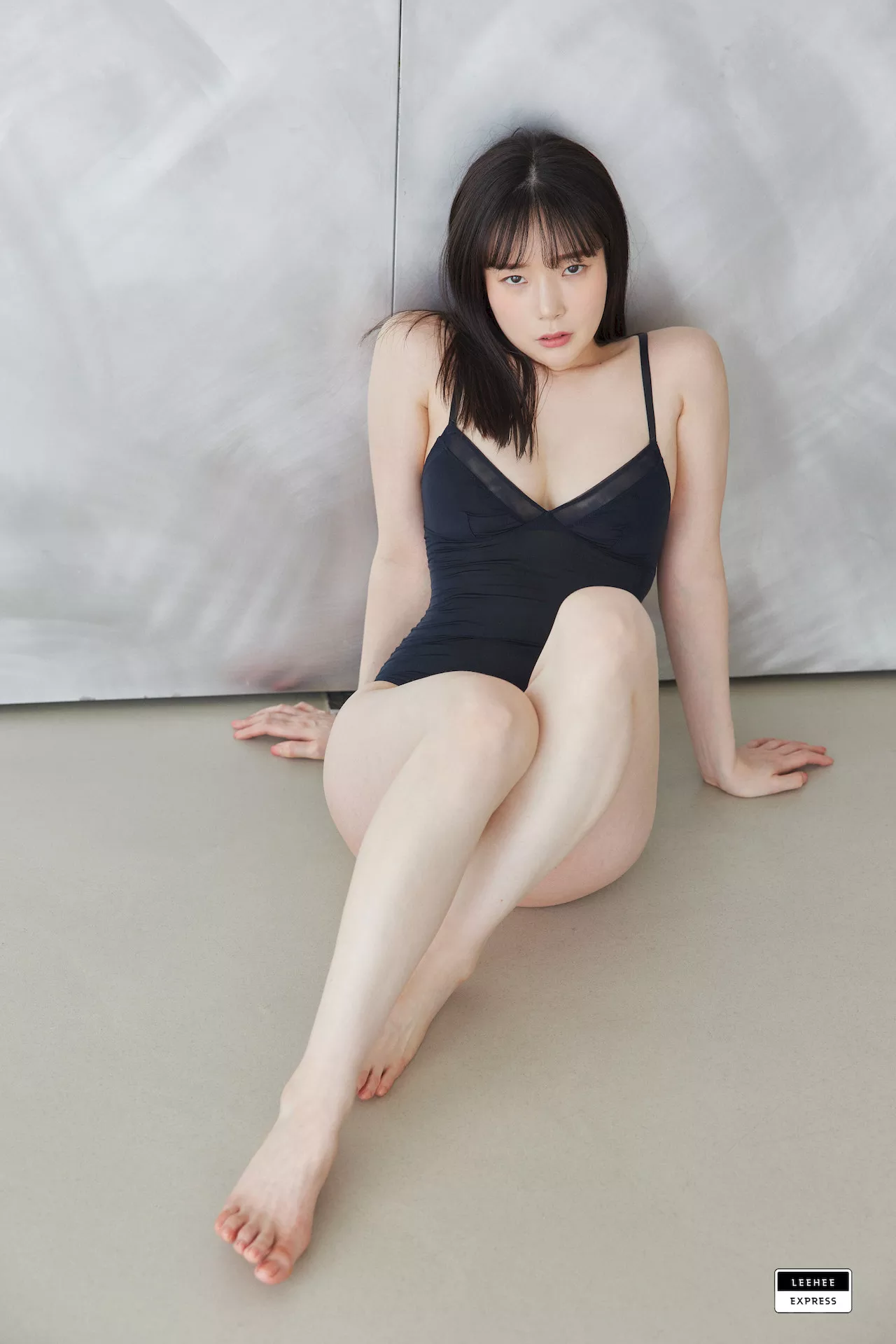 104B(56P) PIA 【LEEHEE LEDG 优秀高丽丽模摄影美图】 EXPRESS  利熙快运  高丽美女摄影