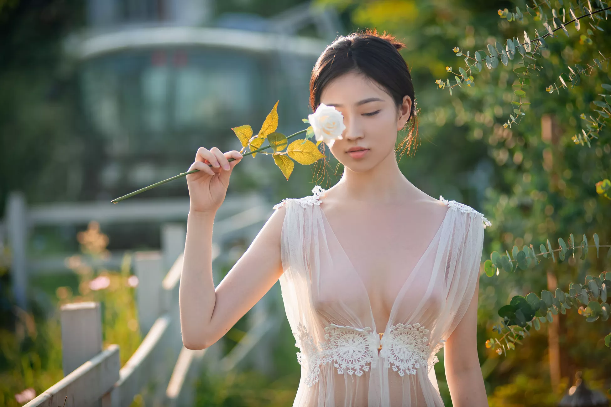 高品质摄影组图 年年 《神明之女》