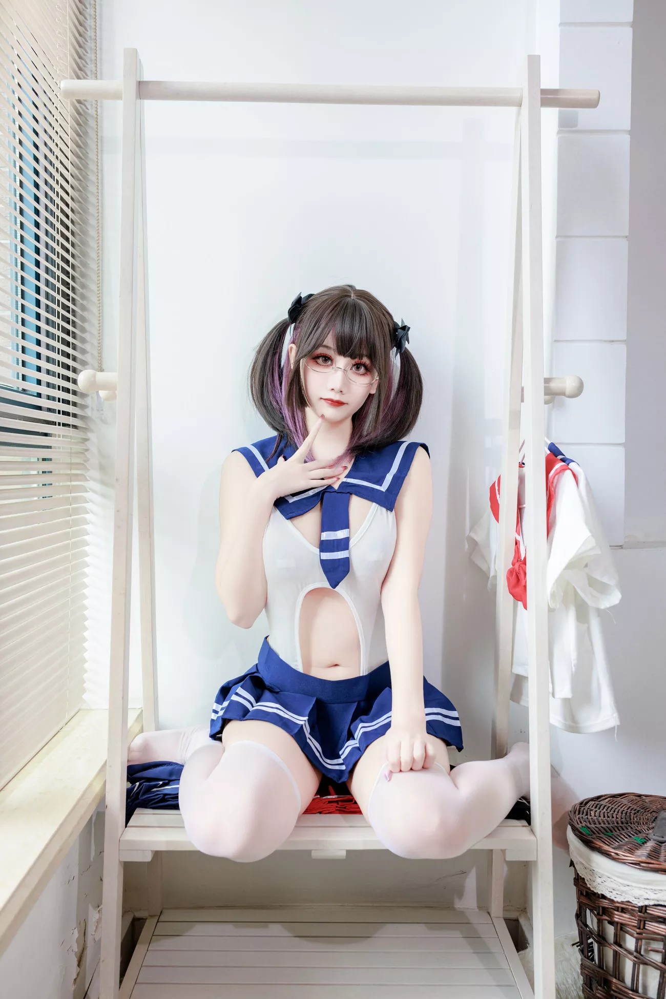 优秀影像套图 《连体水手服》 阿雪雪