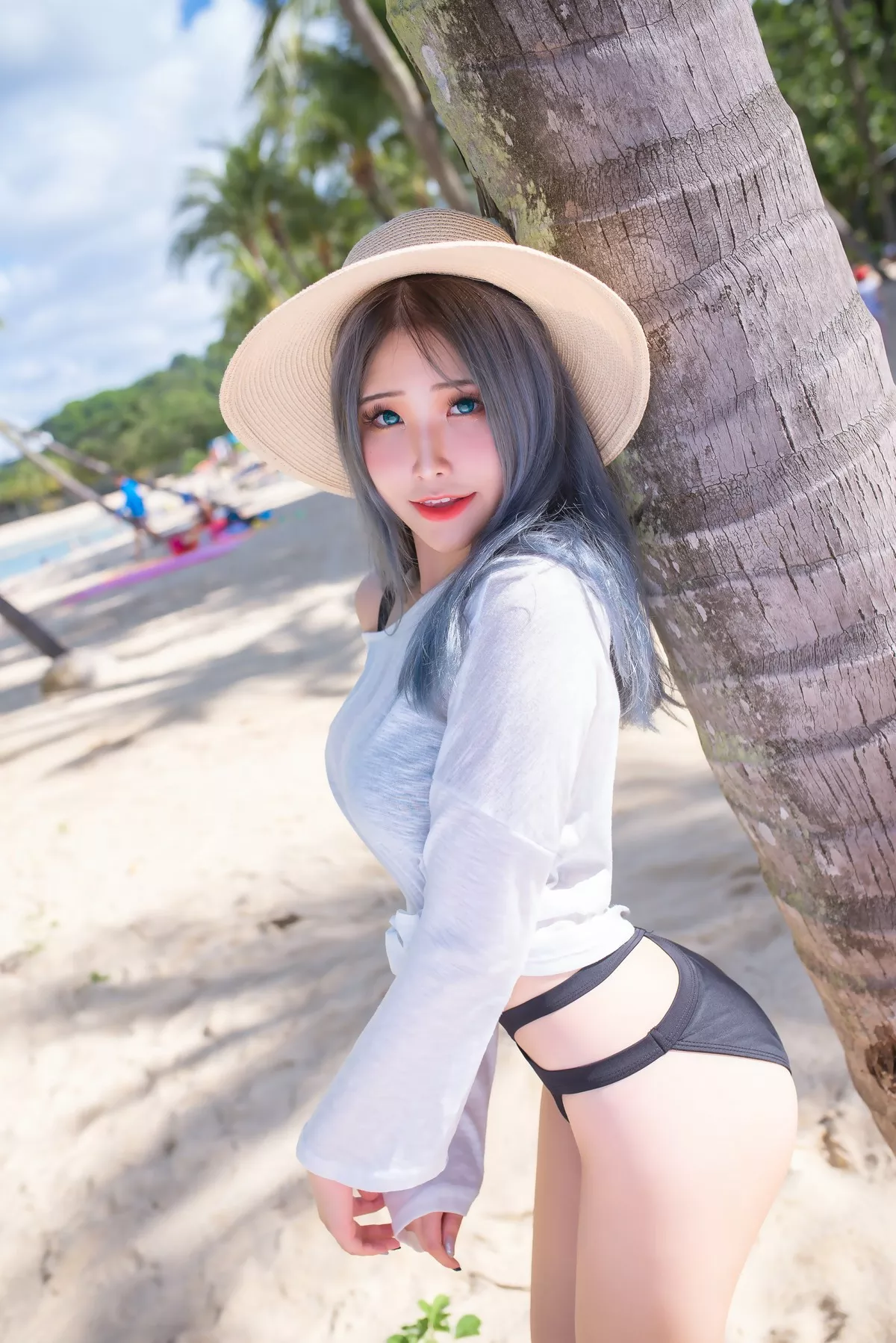 Lily 花 仙女Cosplay 迷人私摄 lily Beach Plant