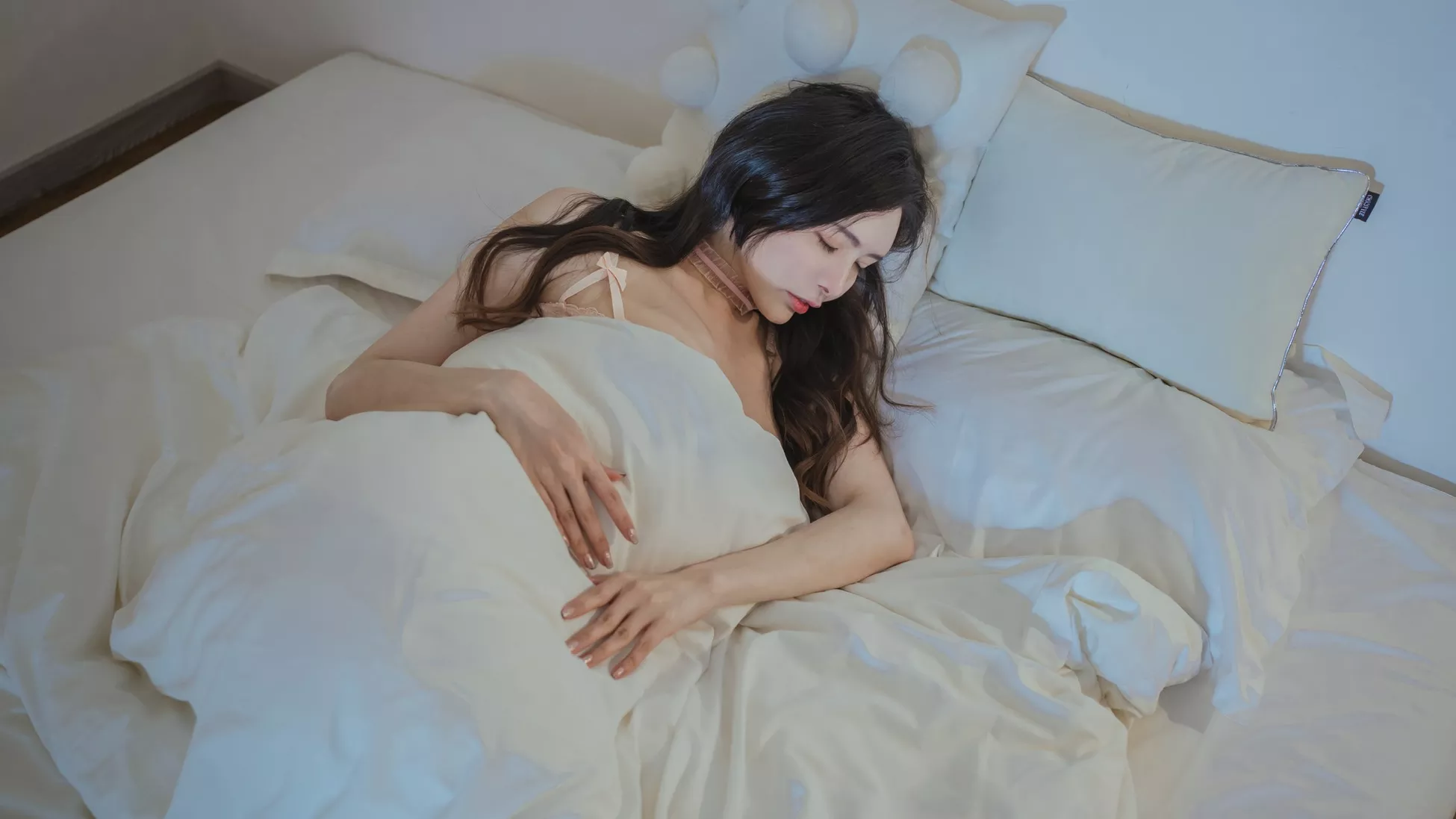 秋秋 下午茶时光 秋和柯基夏小秋 美女Cosplay