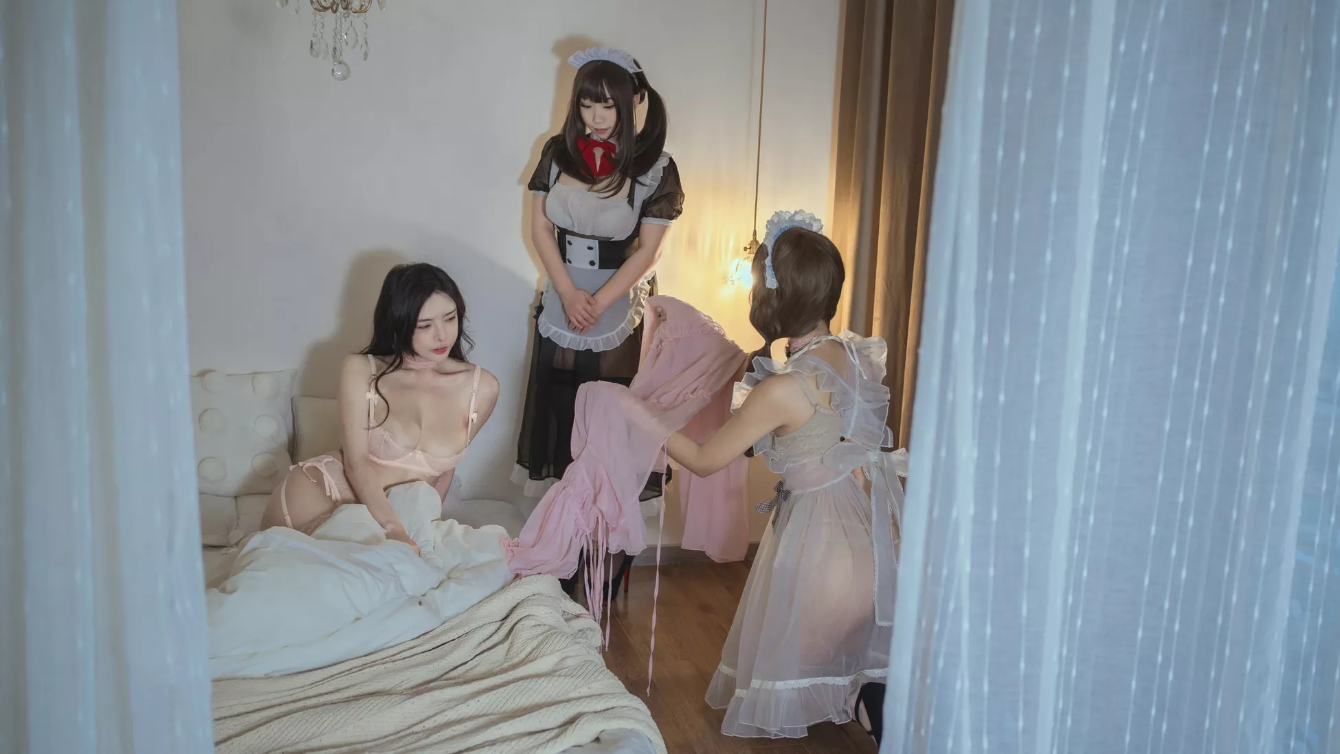 秋秋 下午茶时光 秋和柯基夏小秋 美女Cosplay