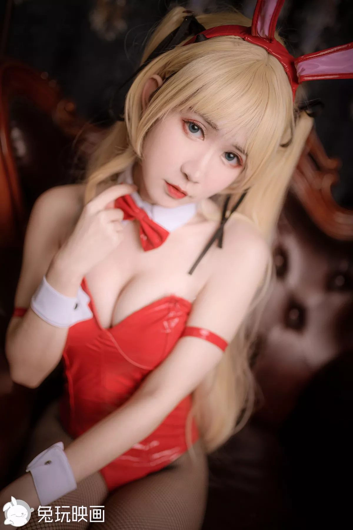 红黑 美女Cosplay 迷人密拍 兔女郎 兔玩映画
