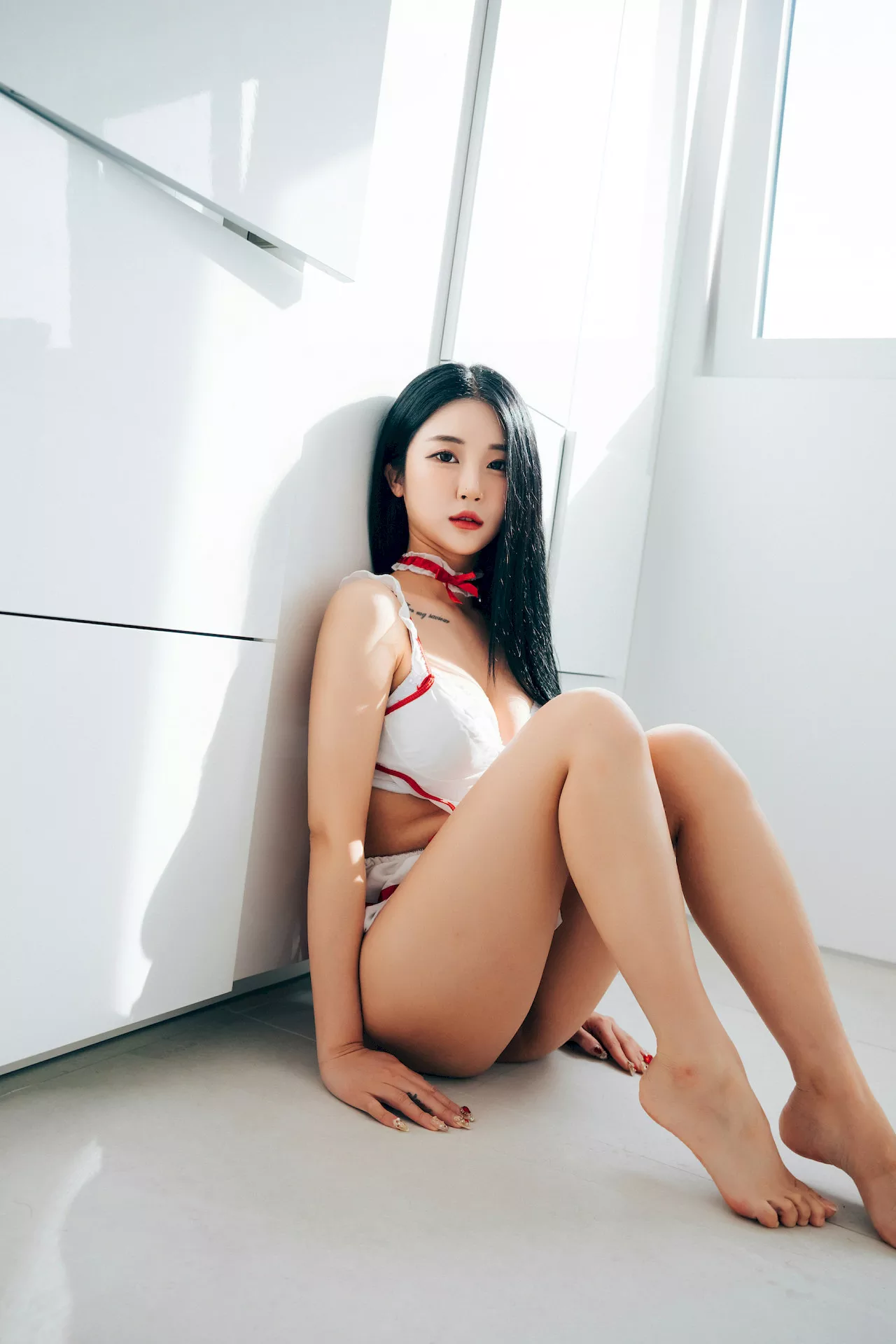 Jeong 高丽美人写真 】 One 【Loozy 高丽美人写真 淫惰丫头 Bomi  Day 全集修正