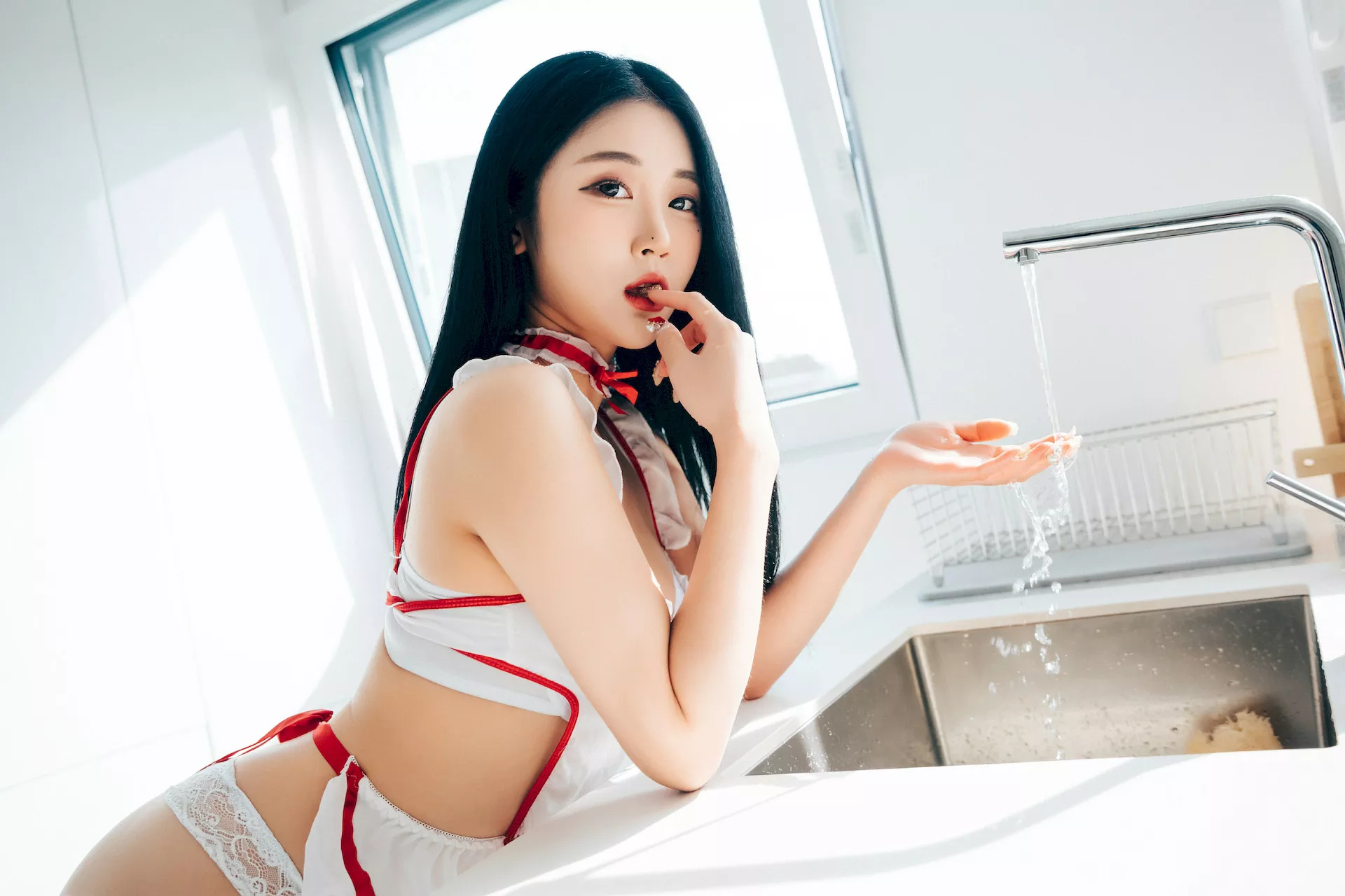 Jeong 高丽美人写真 】 One 【Loozy 高丽美人写真 淫惰丫头 Bomi  Day 全集修正