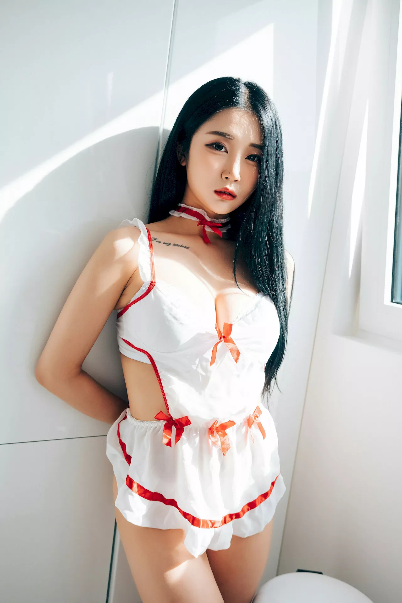 Jeong 高丽美人写真 】 One 【Loozy 高丽美人写真 淫惰丫头 Bomi  Day 全集修正