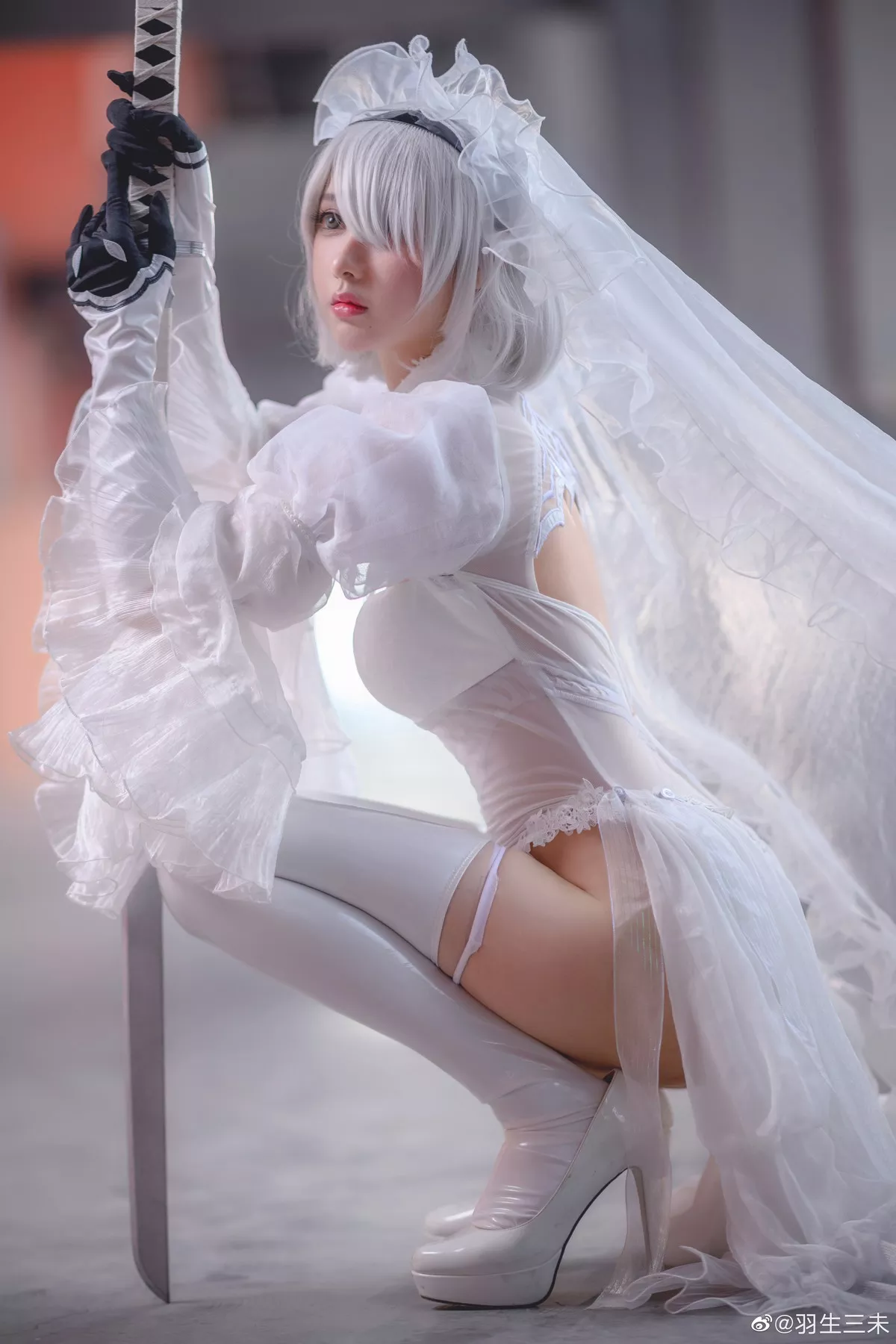 花嫁 2B同人 诱惑私摄 羽生三未 美人Cosplay