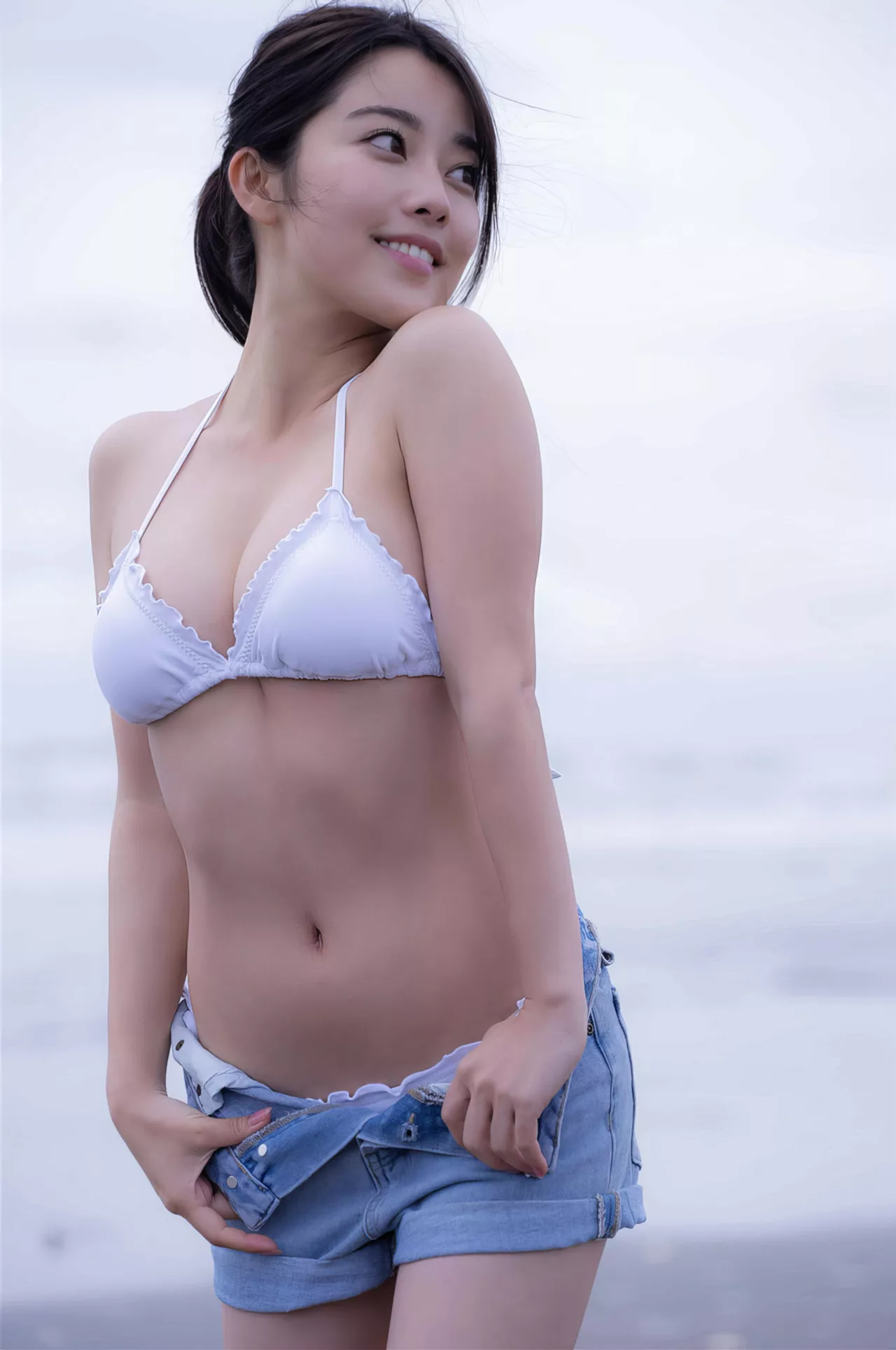 艺术图 全集修正 日本 Set.1 Yahata FRIDAY艺术图集 尤物 「地方局 美しく、�Dく」 Misaki 八幡美�D