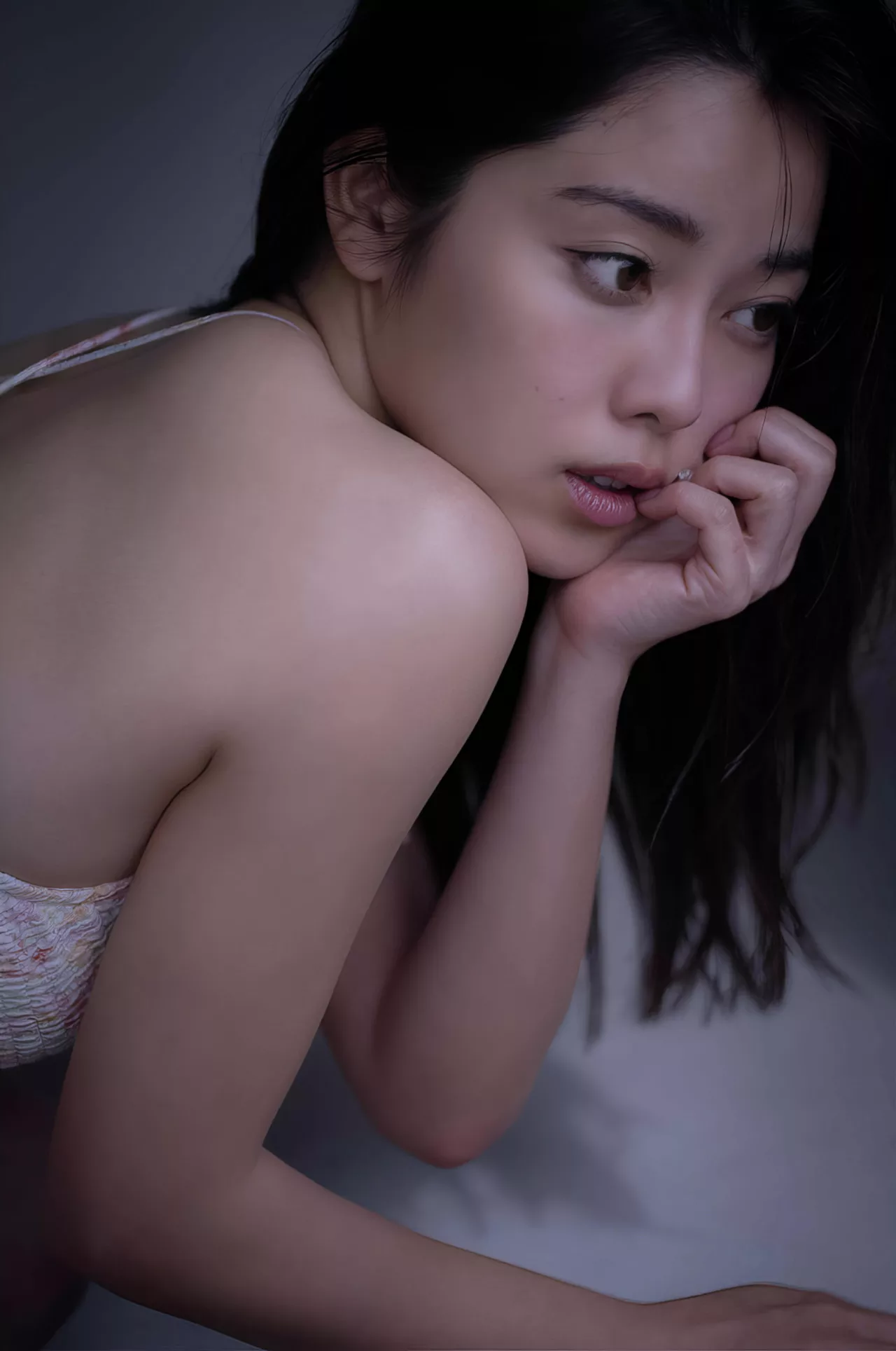 艺术图 全集修正 日本 Set.1 Yahata FRIDAY艺术图集 尤物 「地方局 美しく、�Dく」 Misaki 八幡美�D