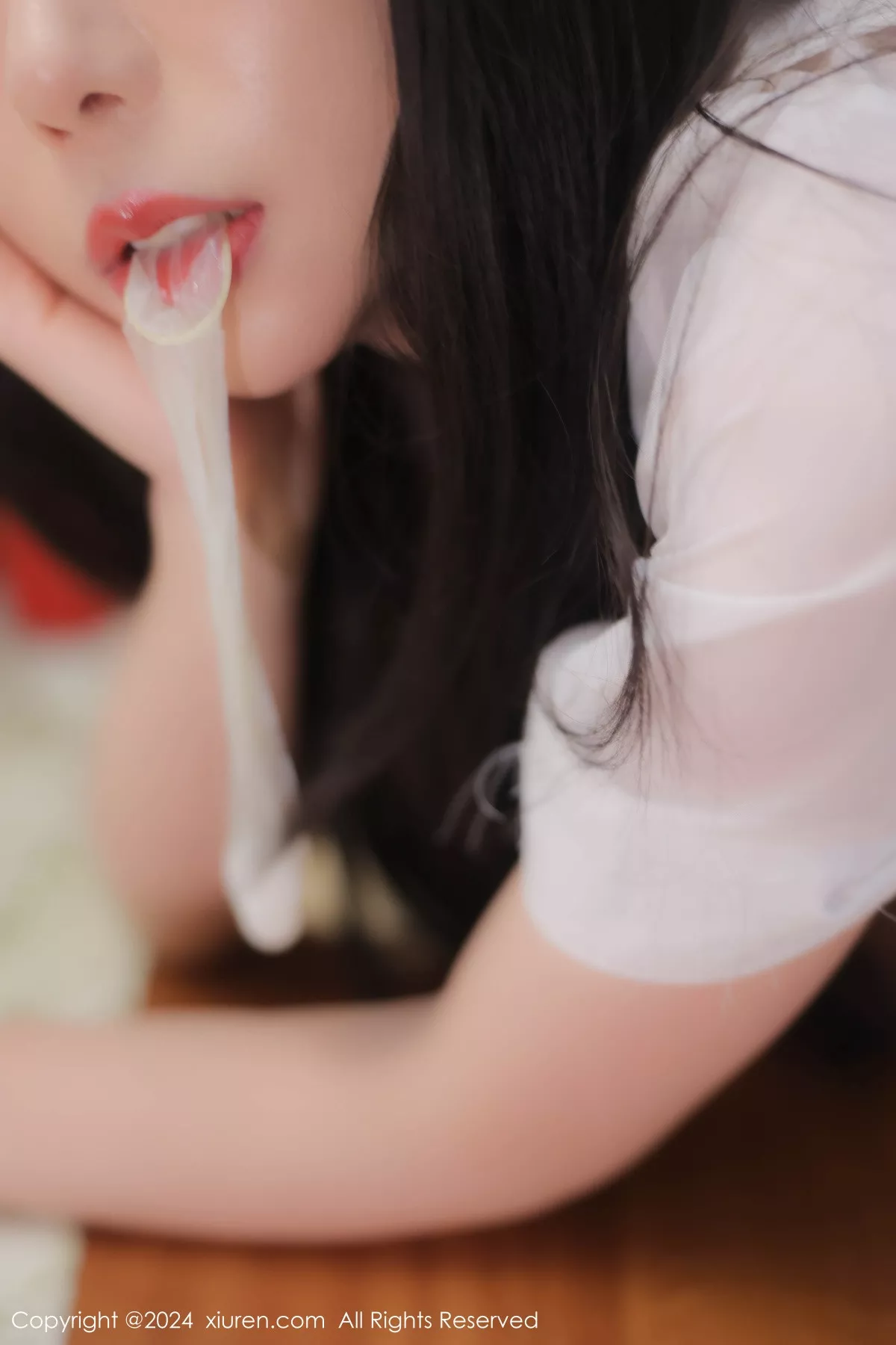 诱人 黑短裙 魅模 【秀人XiuRen 白色超透上衣 桃妖夭 白色丝袜 网XiuRen】 撩人私拍性情重设 No.8885