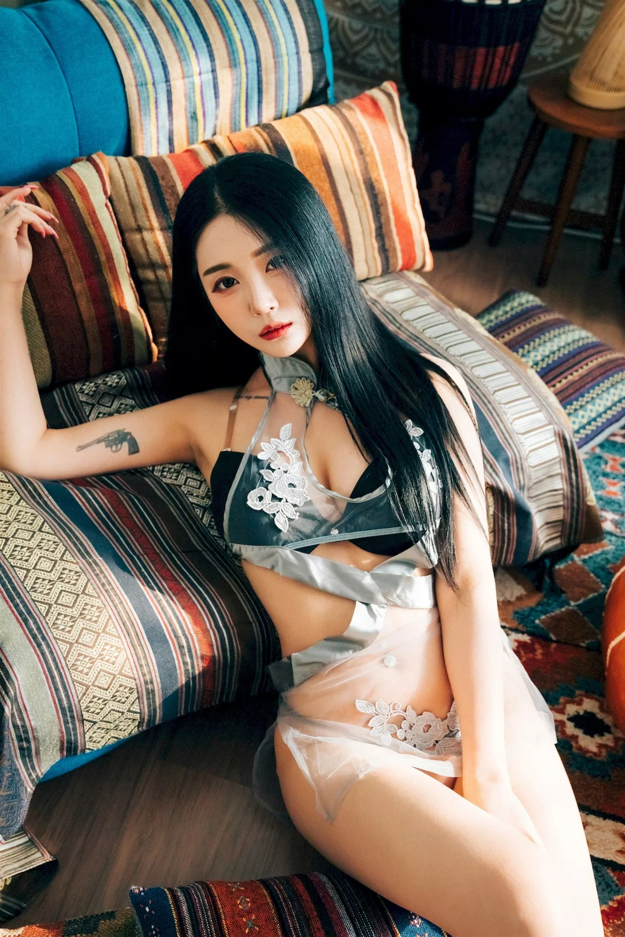 棒子 摄影】 淫惰少女 丽人 Jeong 棒子 Holiday 丽人 【Loozy 摄影 全集修正 Bomi