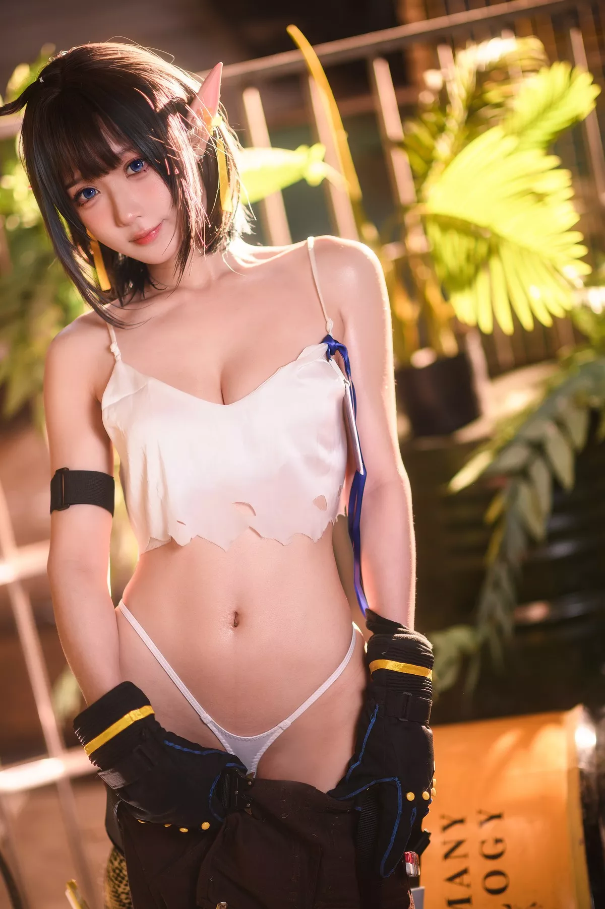 丽人 风情 阿包也是兔娘 私房 森蚺 Flea Cosplay Forest