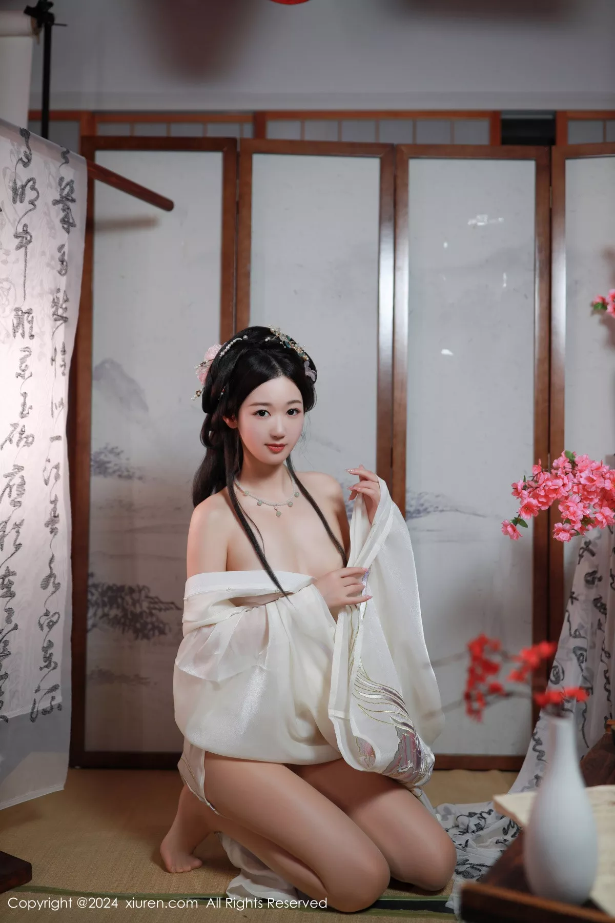 网XiuRen】 真空肉丝 浅色 唐安琪 薄透 秀飘逸体态 No.8898 诱惑密拍重组 古装服饰 【秀人XiuRen 风骚 模特