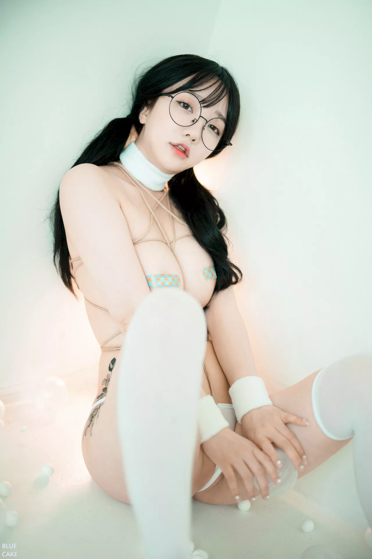佳人 艺术图 Pocky Yeeun【BLUECAKE 蓝色蛋糕】 Yenny Son 高丽 全集修正