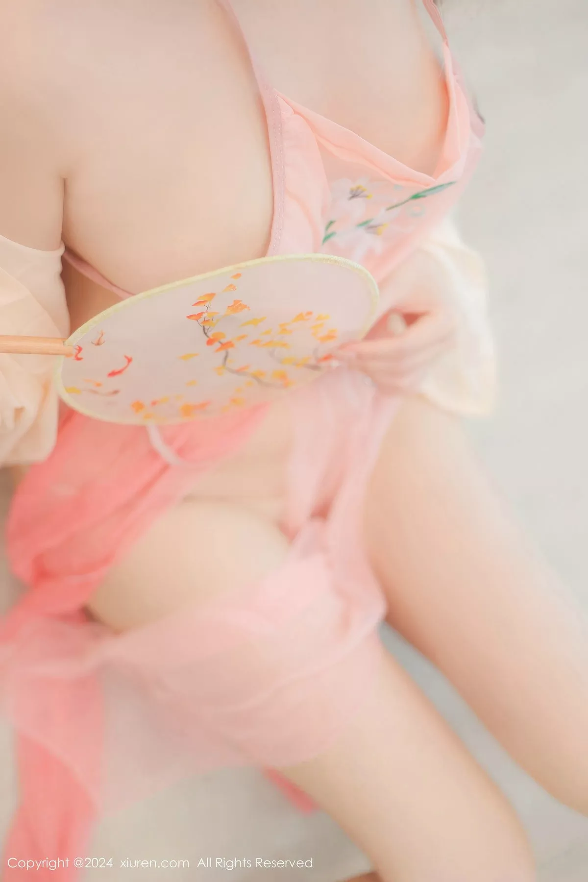粉色 网XiuRen】 酱 【XIUREN秀人 性感 No.8906 古装薄纱服饰 惹火私房诱人重组 艳模 软软 私房 秀婀娜身形