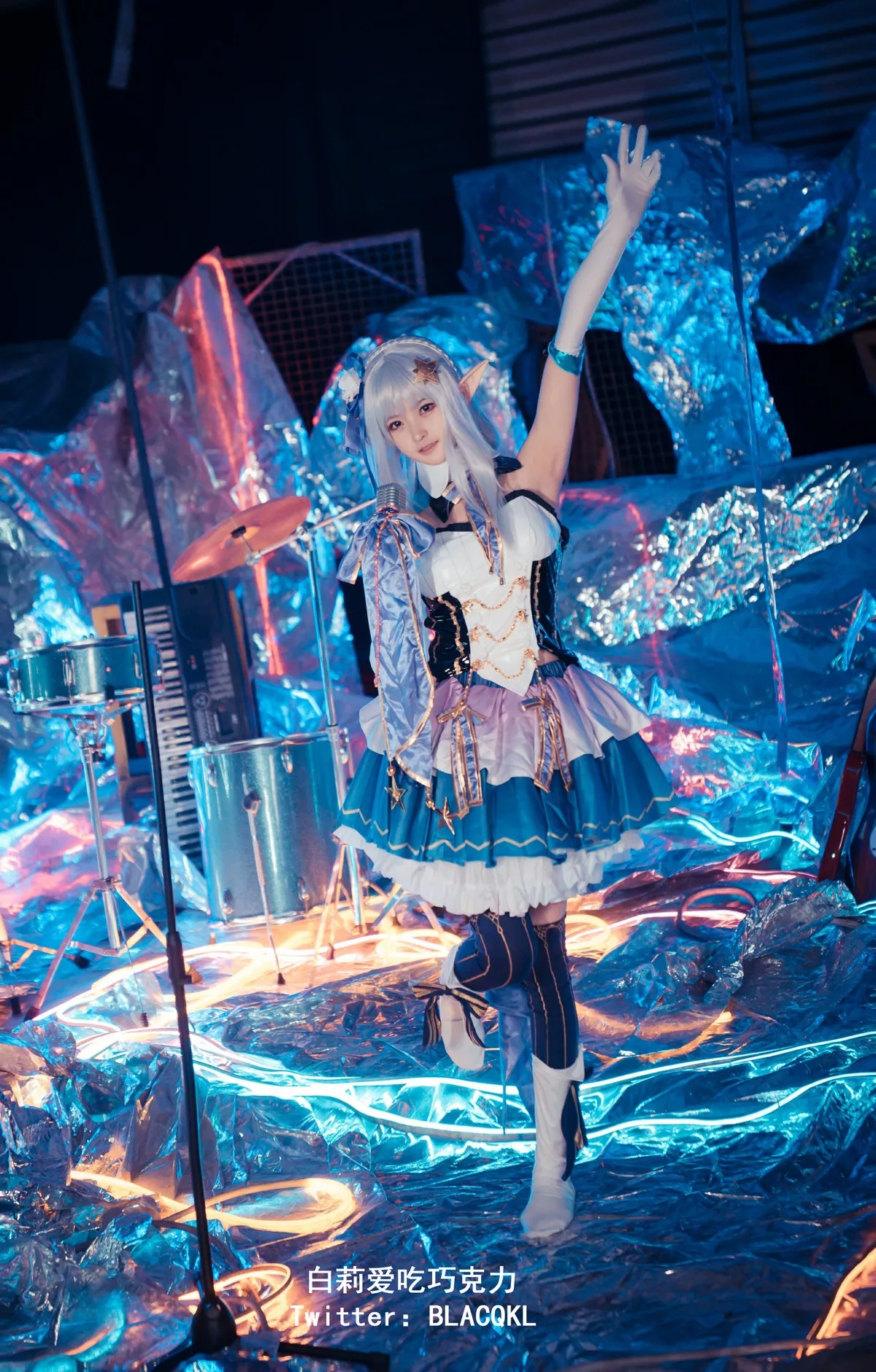 尤物 爱蜜莉雅 白莉爱吃巧克力 福利 Cosplay