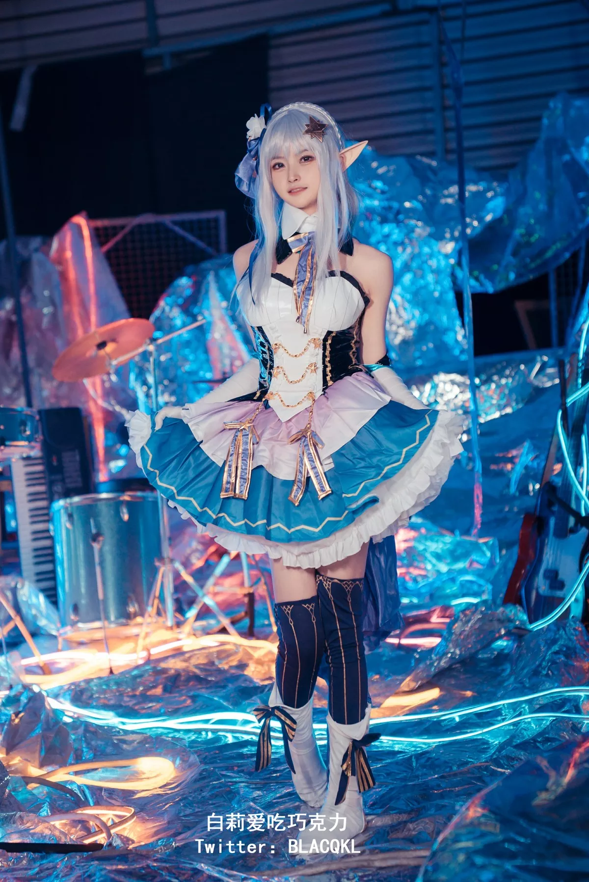 尤物 爱蜜莉雅 白莉爱吃巧克力 福利 Cosplay